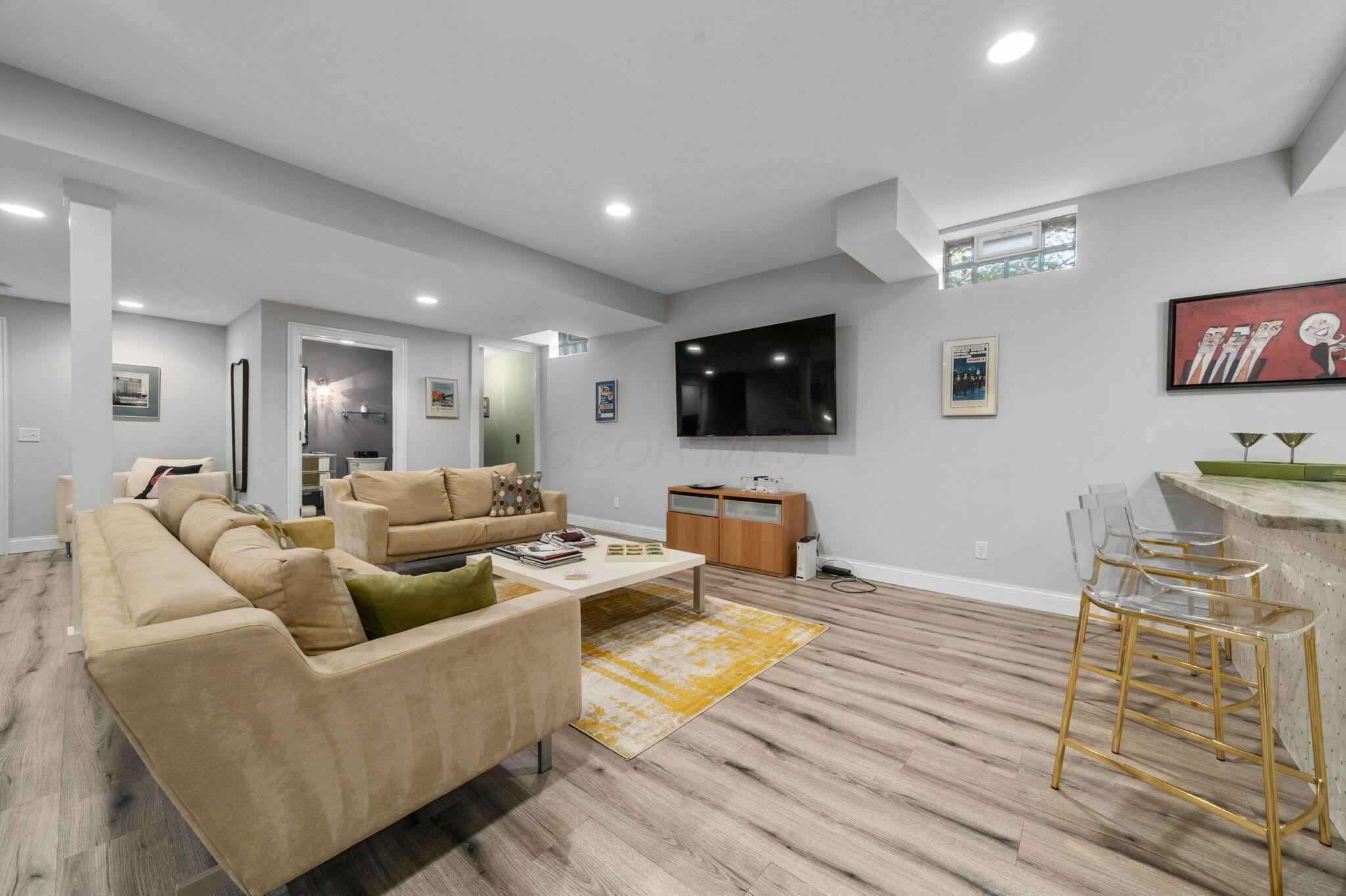 2596 Clemton Park E Property Photo 55