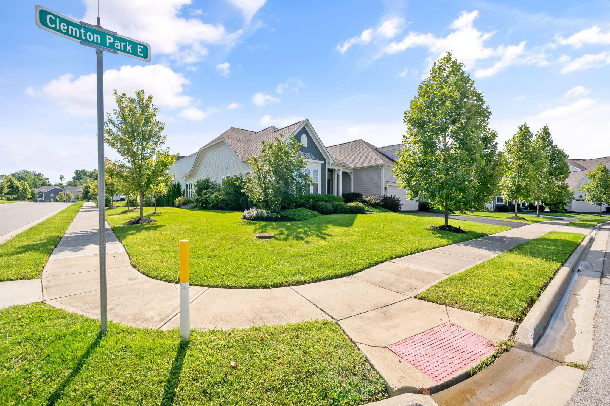 2596 Clemton Park E Property Photo 77