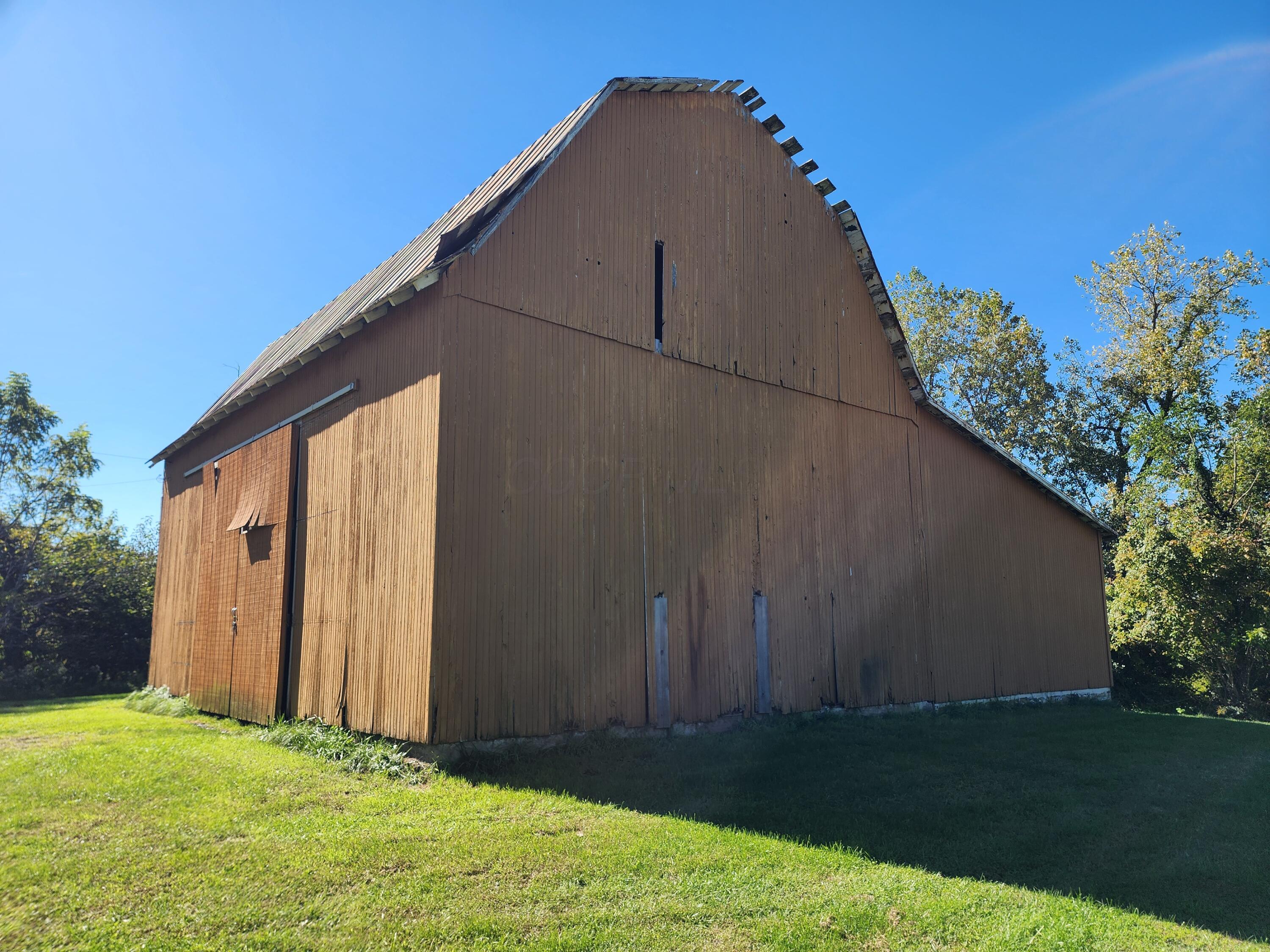 2388 State Route 47 E Property Photo 4