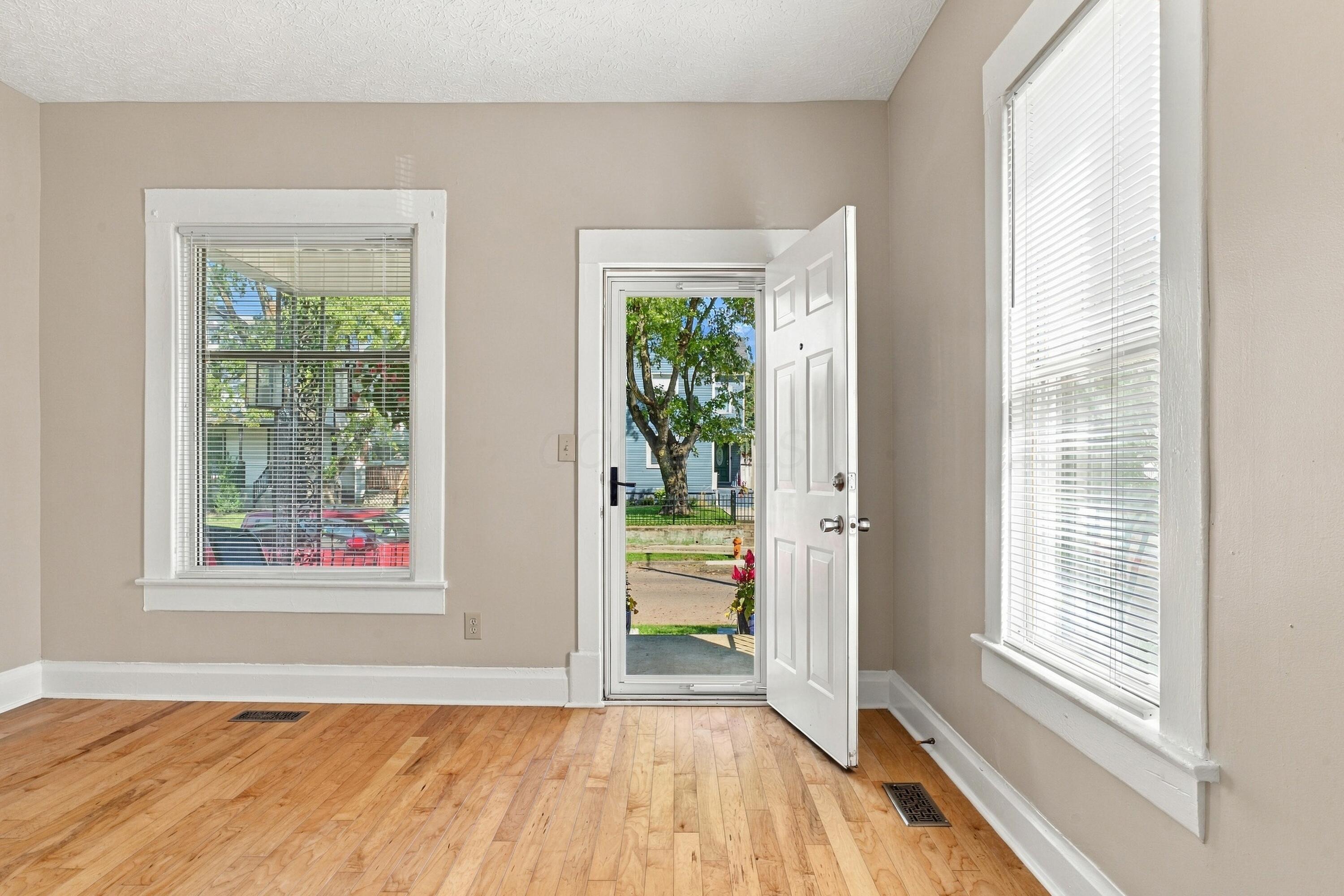 353 E Morrill Avenue Property Photo 5