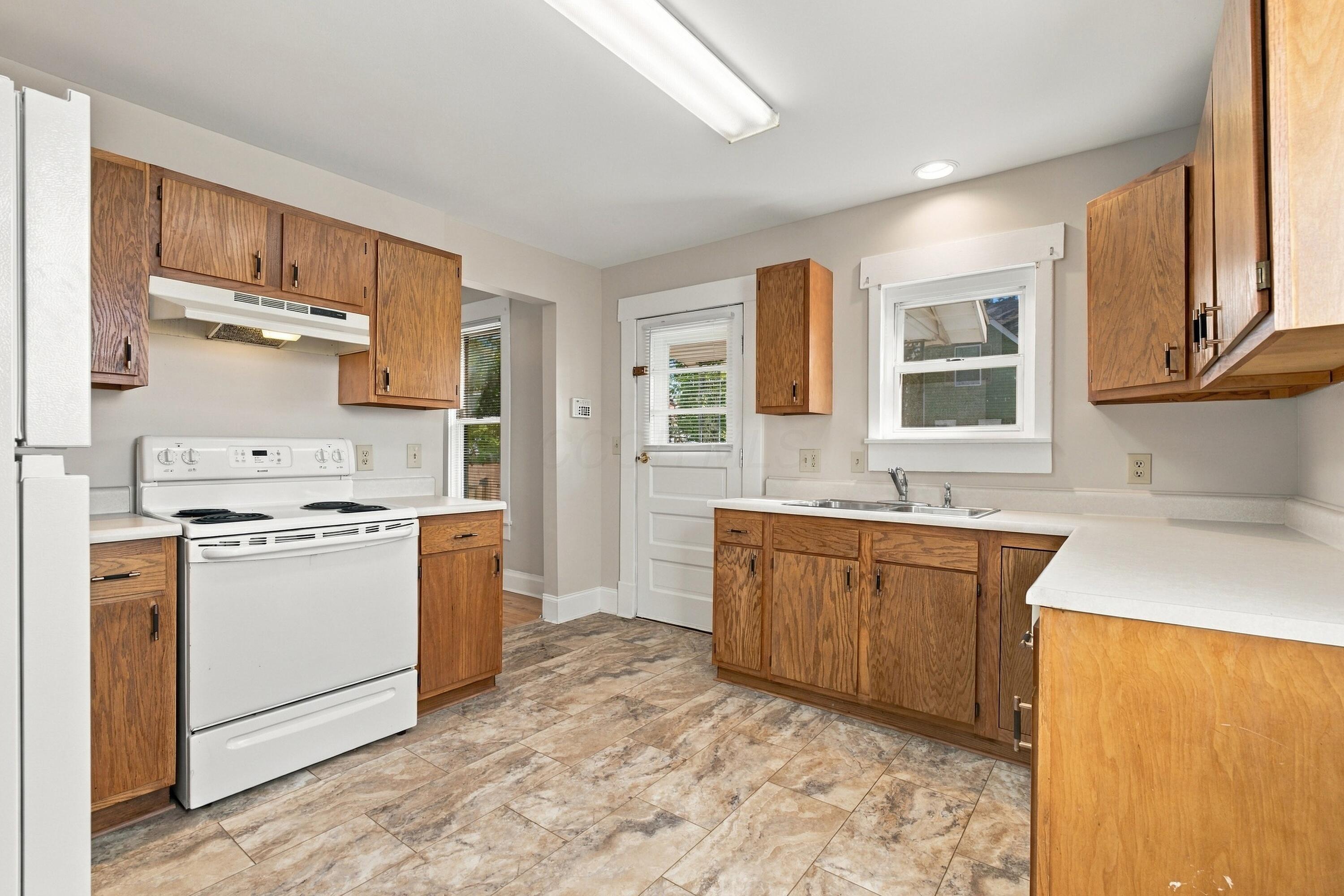 353 E Morrill Avenue Property Photo 19