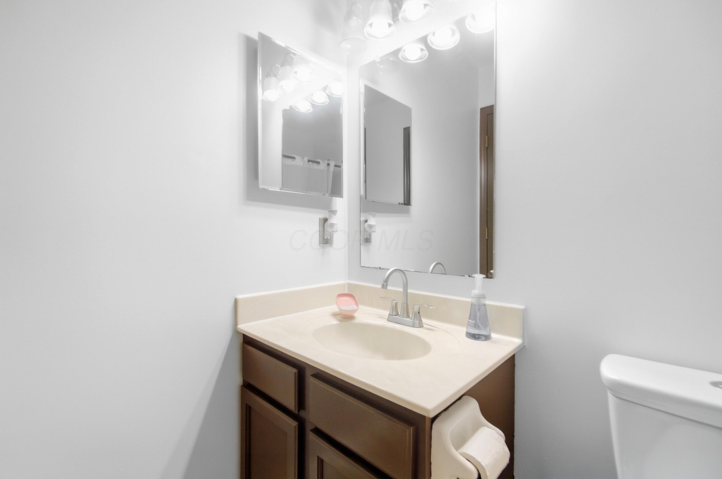 533 River Pebble Drive Property Photo 12
