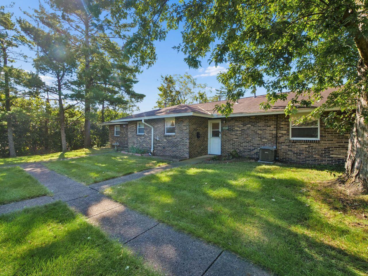 1260 Woodbrook Lane, 273 Property Photo 1