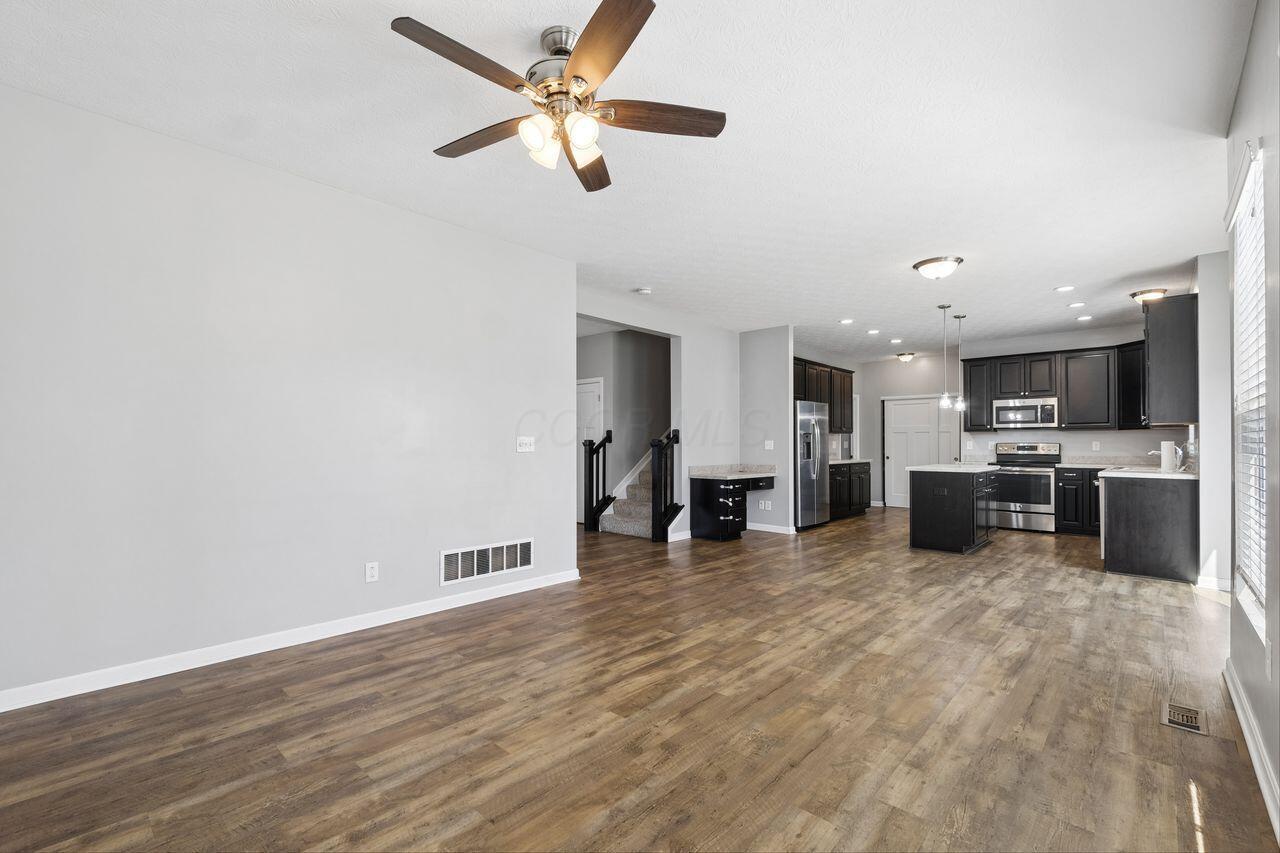 594 Eisen Drive Property Photo 17
