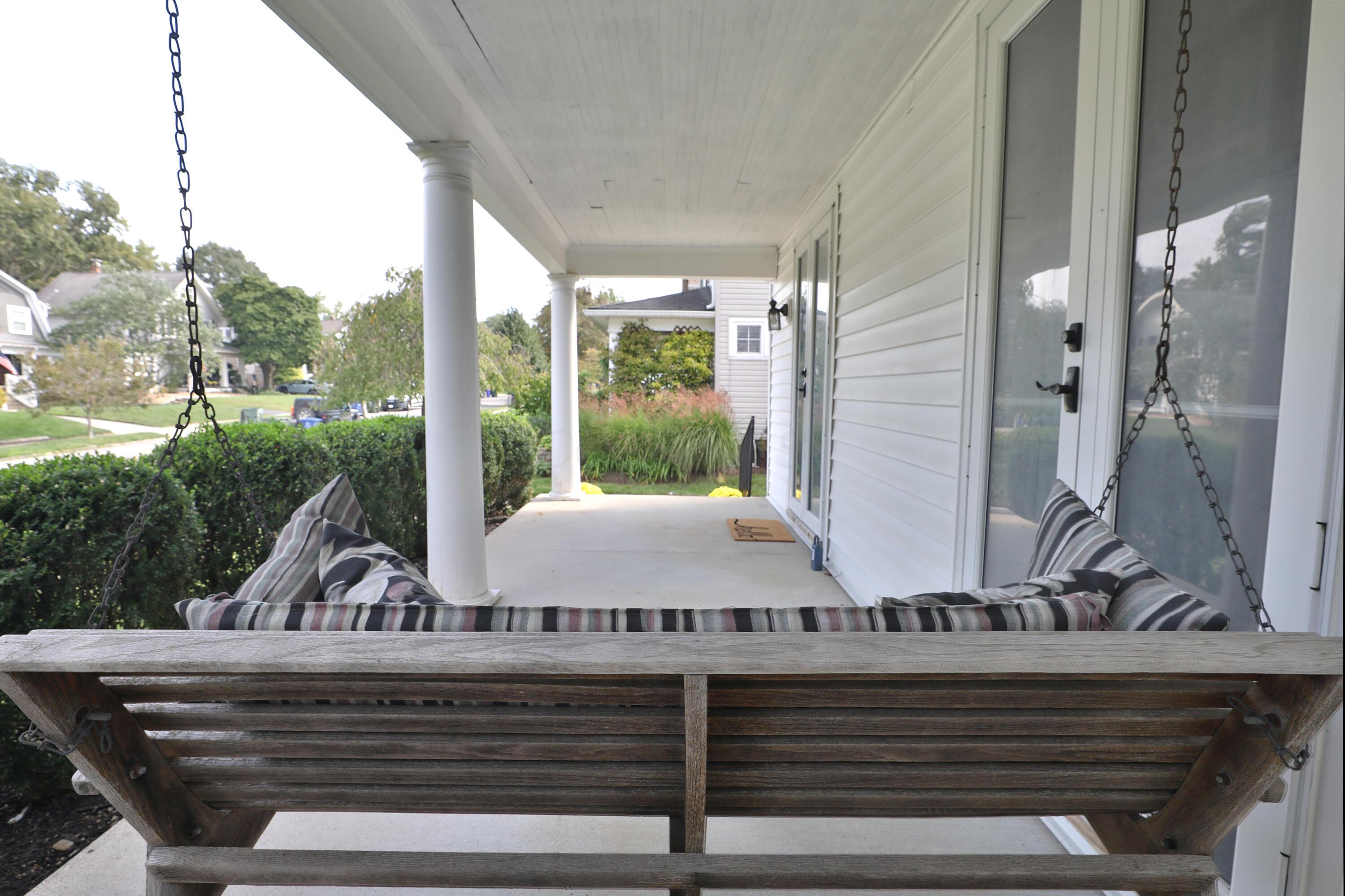 41 E Dunedin Road Property Photo 5