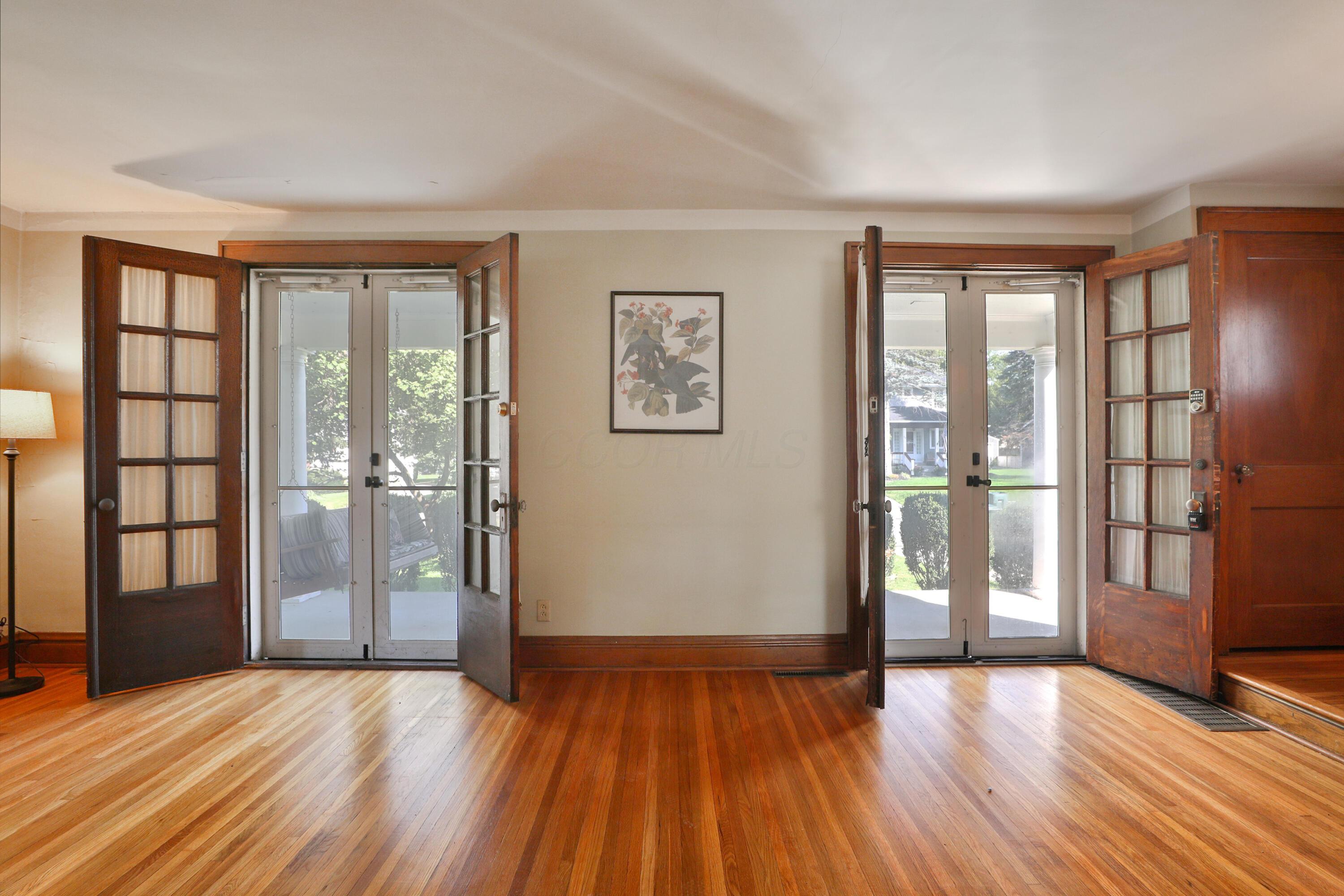 41 E Dunedin Road Property Photo 8