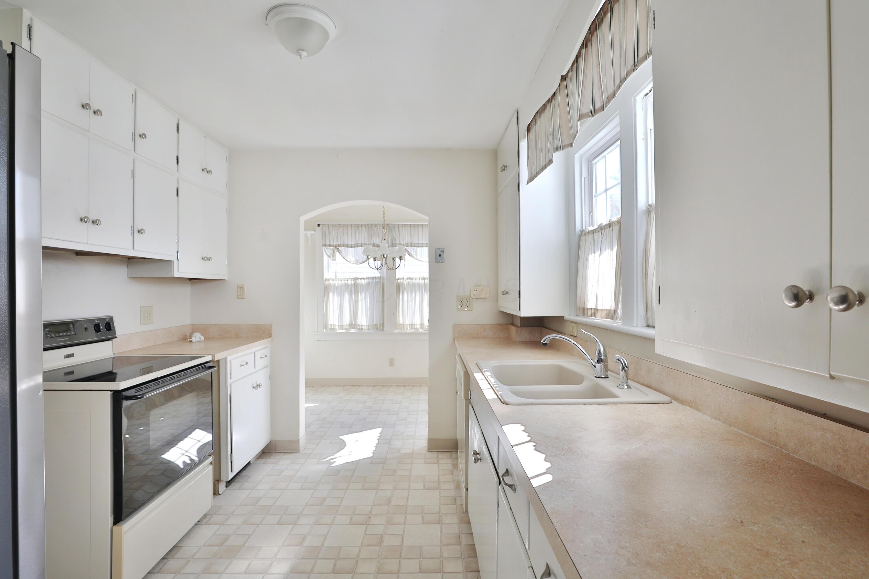 41 E Dunedin Road Property Photo 16