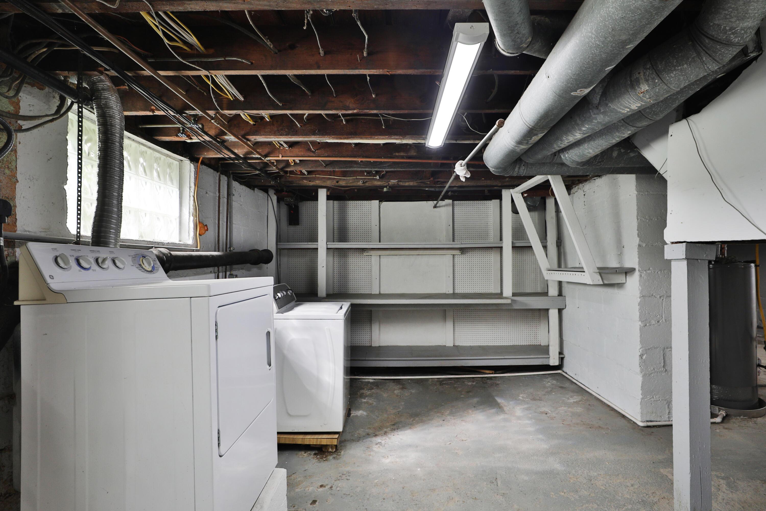 41 E Dunedin Road Property Photo 47