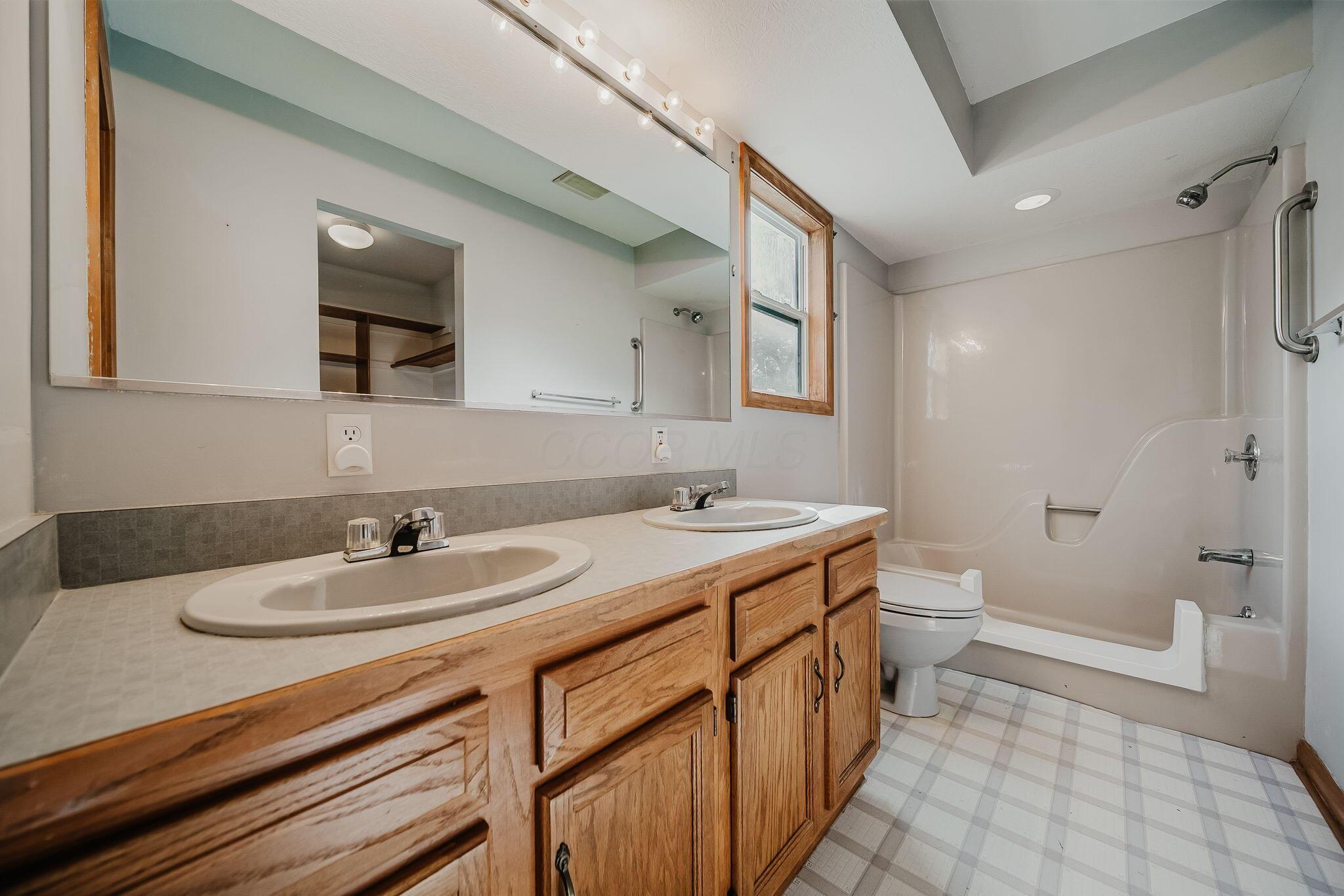 234 Devon Road Property Photo 49