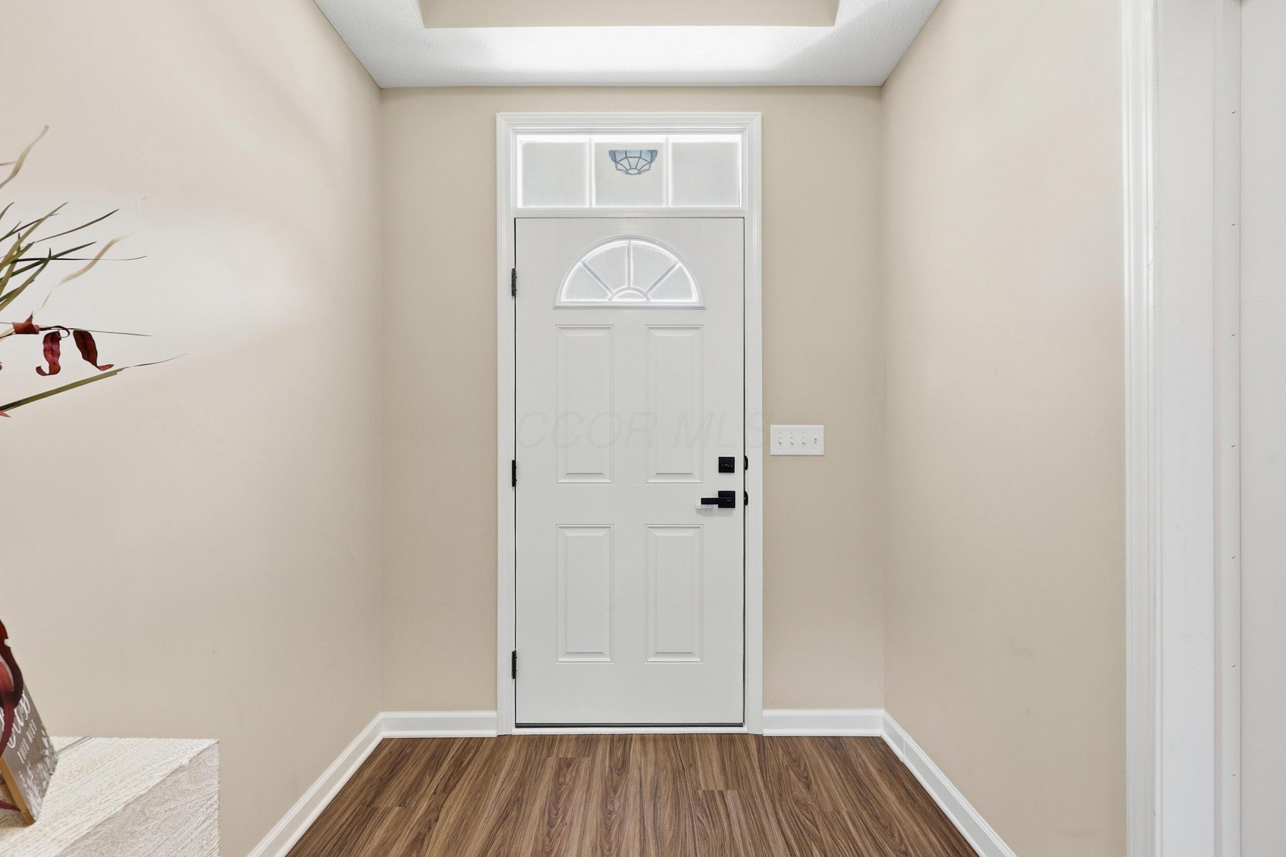 10228 Durham Court Property Photo 7