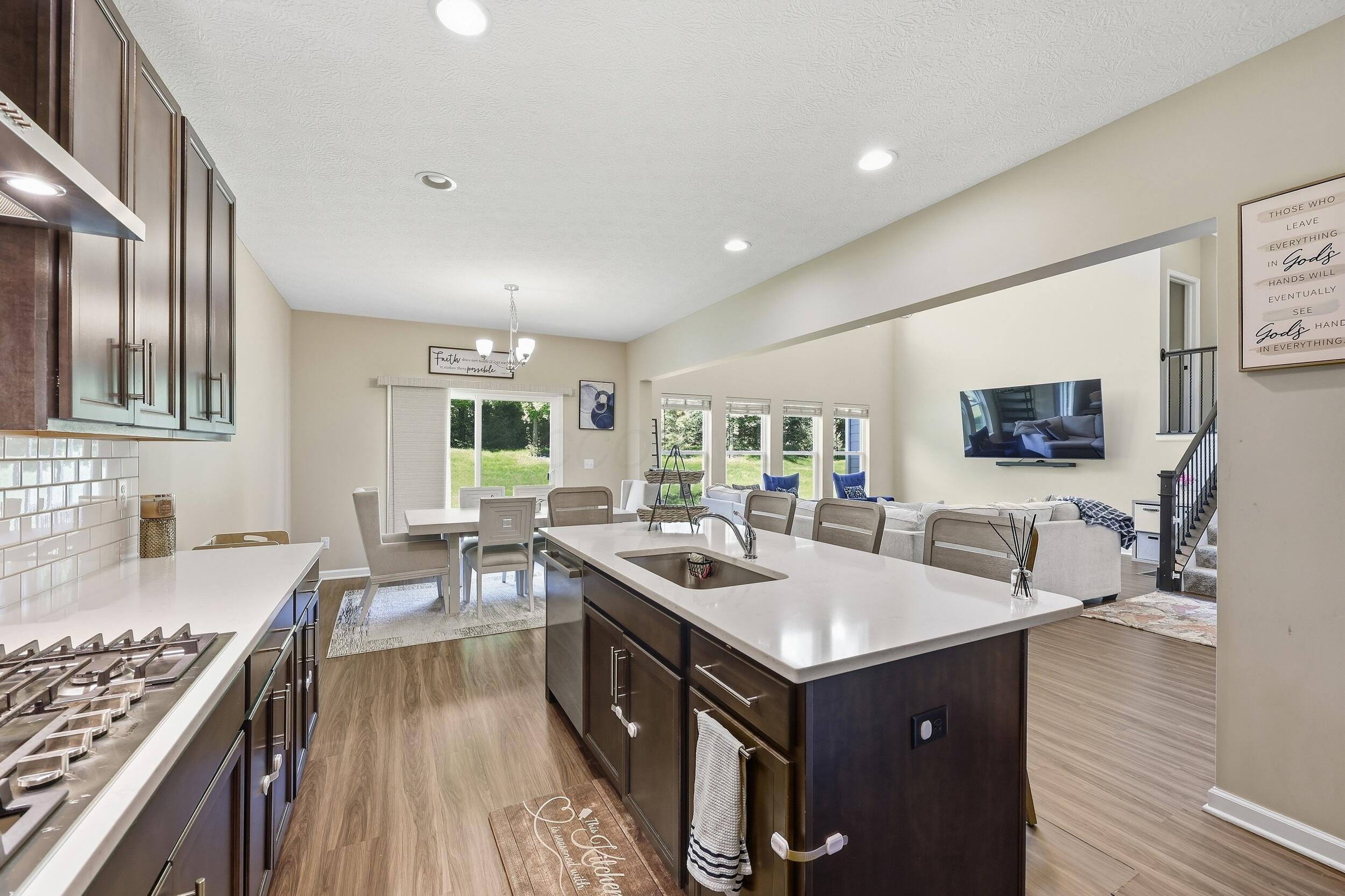 10228 Durham Court Property Photo 12