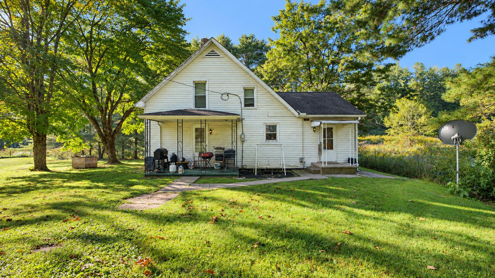 5681 Howard Price Lane Property Photo 1
