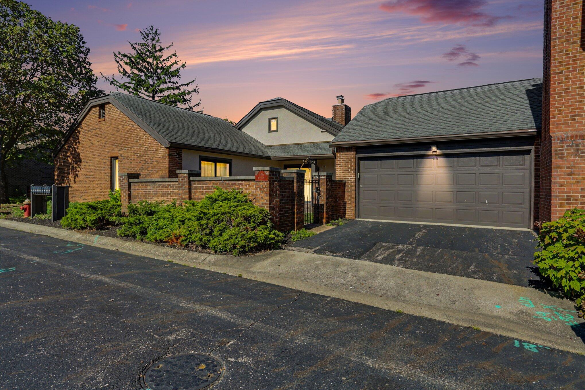 125 Flores Place