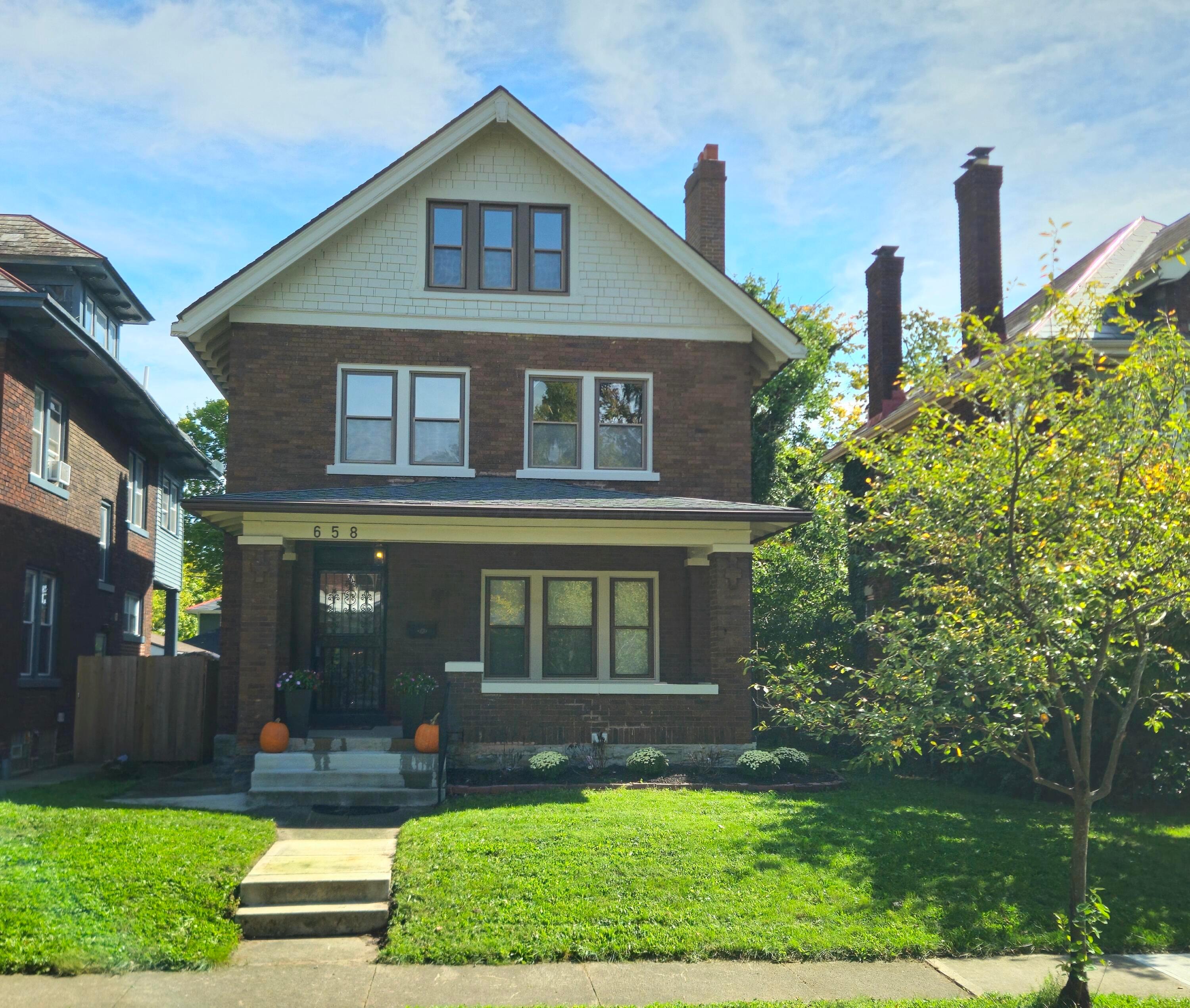 658 Linwood Avenue Property Photo 1