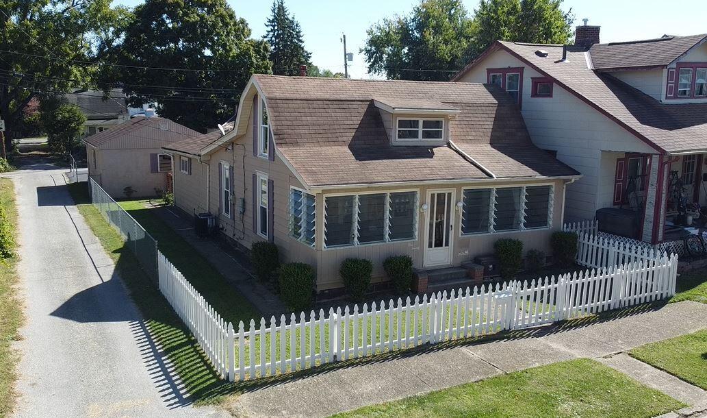 120 S Zane Avenue Property Photo 1