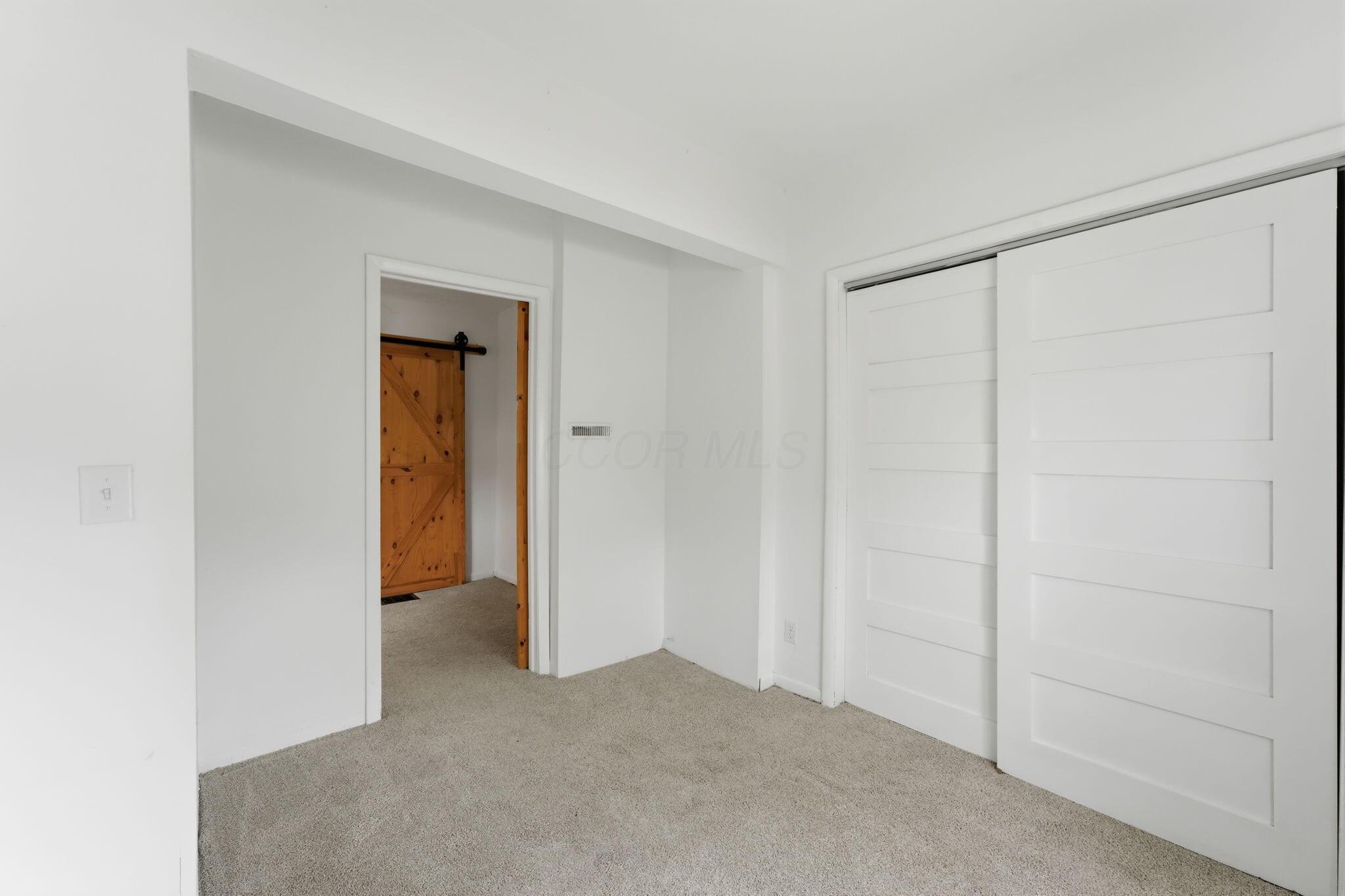 546 E Jenkins Avenue Property Photo 5