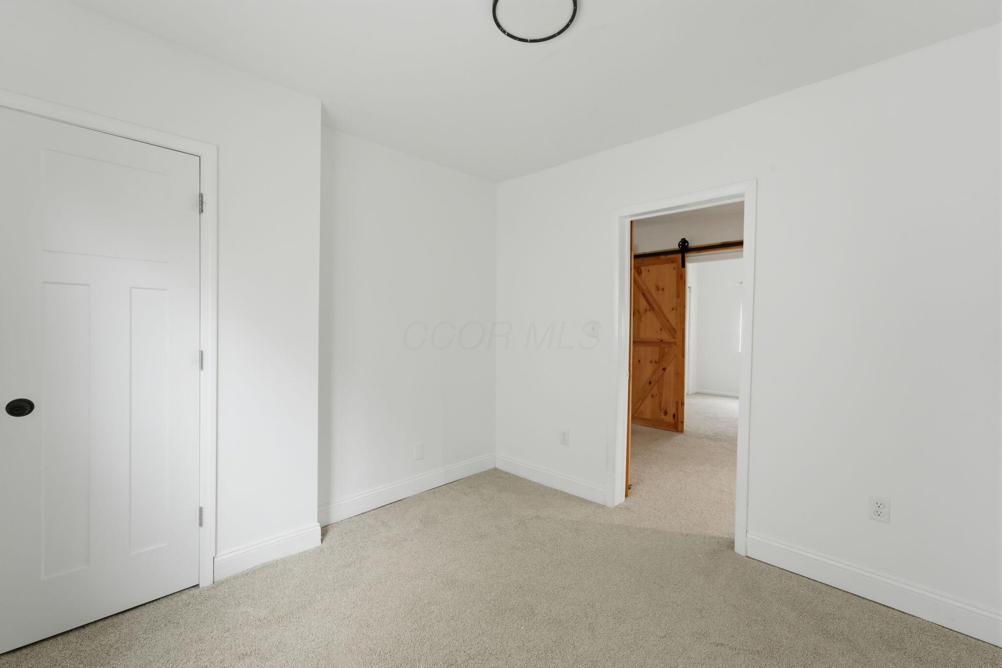 546 E Jenkins Avenue Property Photo 7