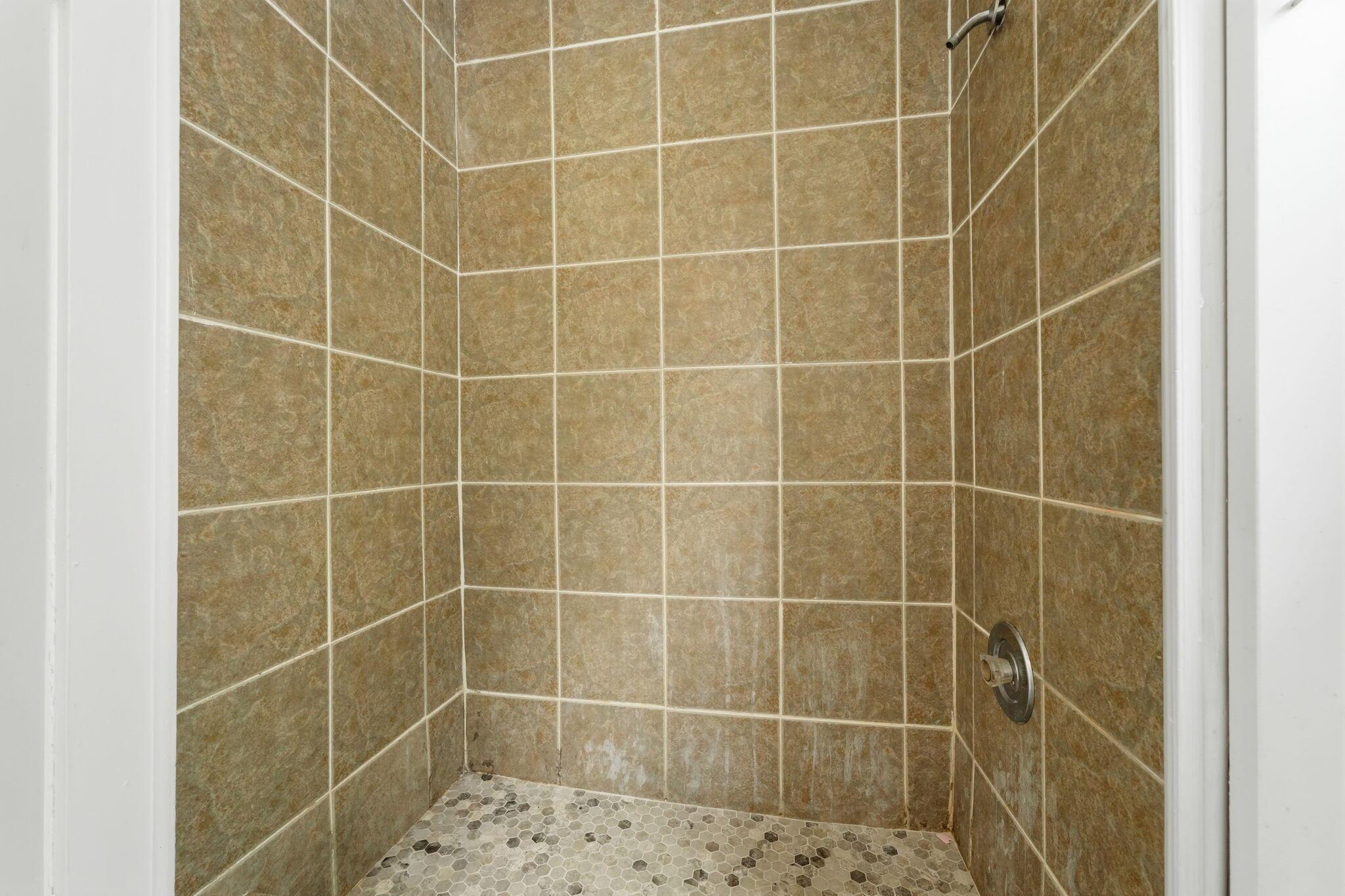 546 E Jenkins Avenue Property Photo 15