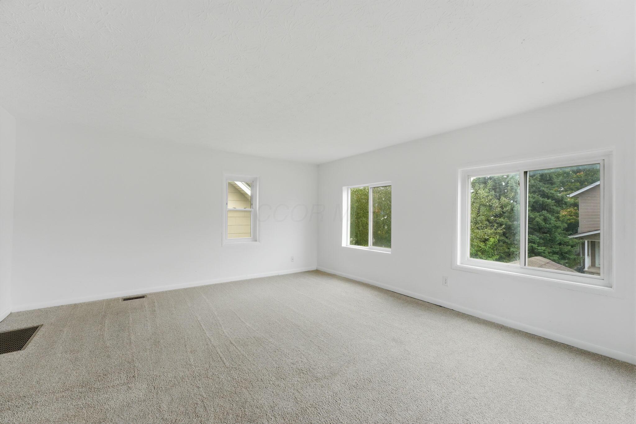 546 E Jenkins Avenue Property Photo 44
