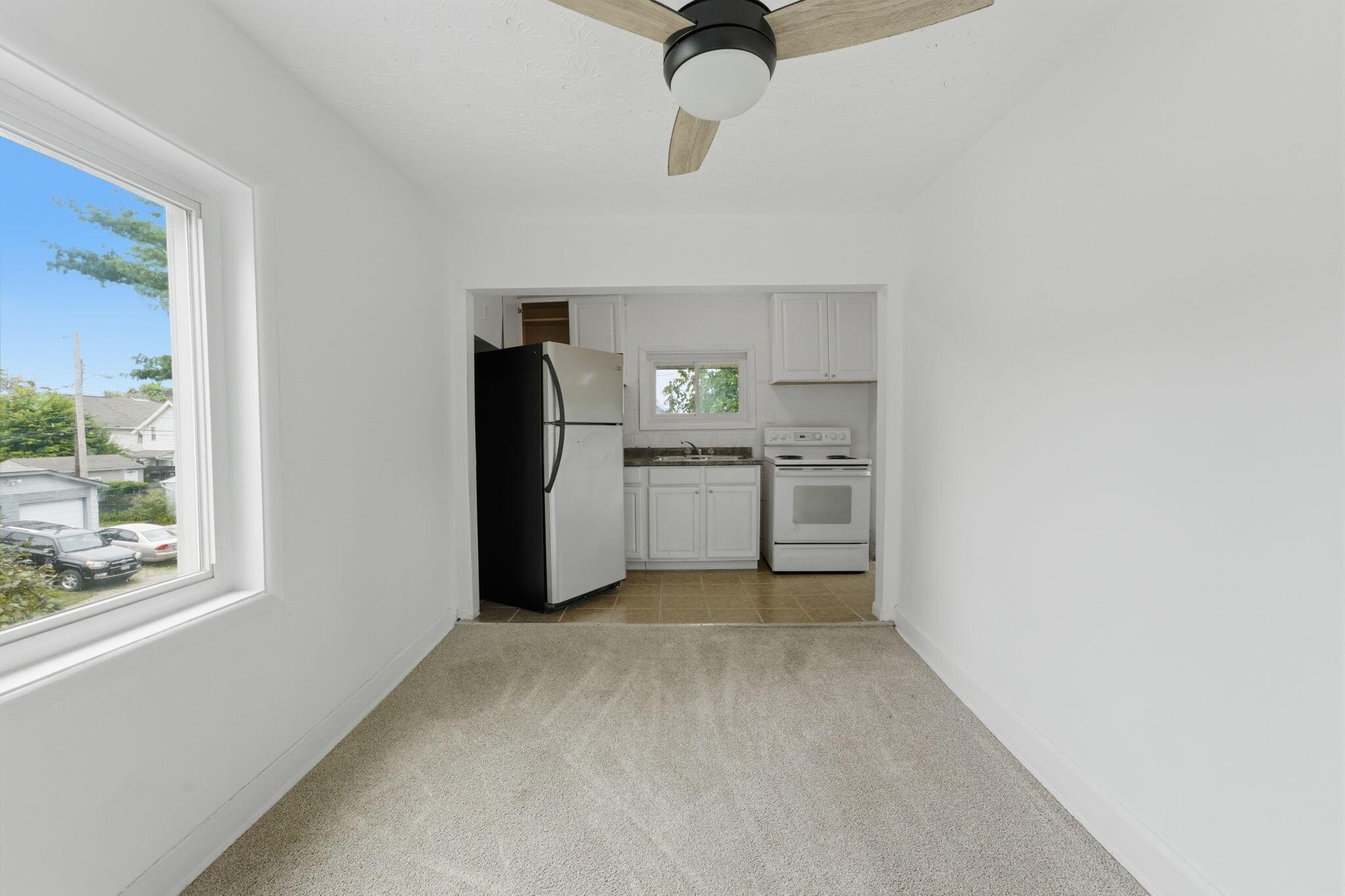 546 E Jenkins Avenue Property Photo 47