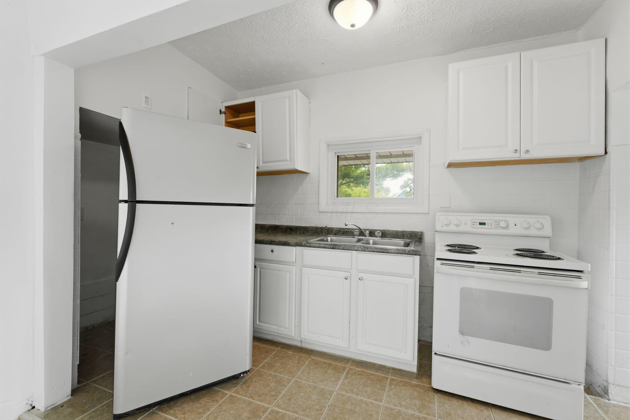 546 E Jenkins Avenue Property Photo 49