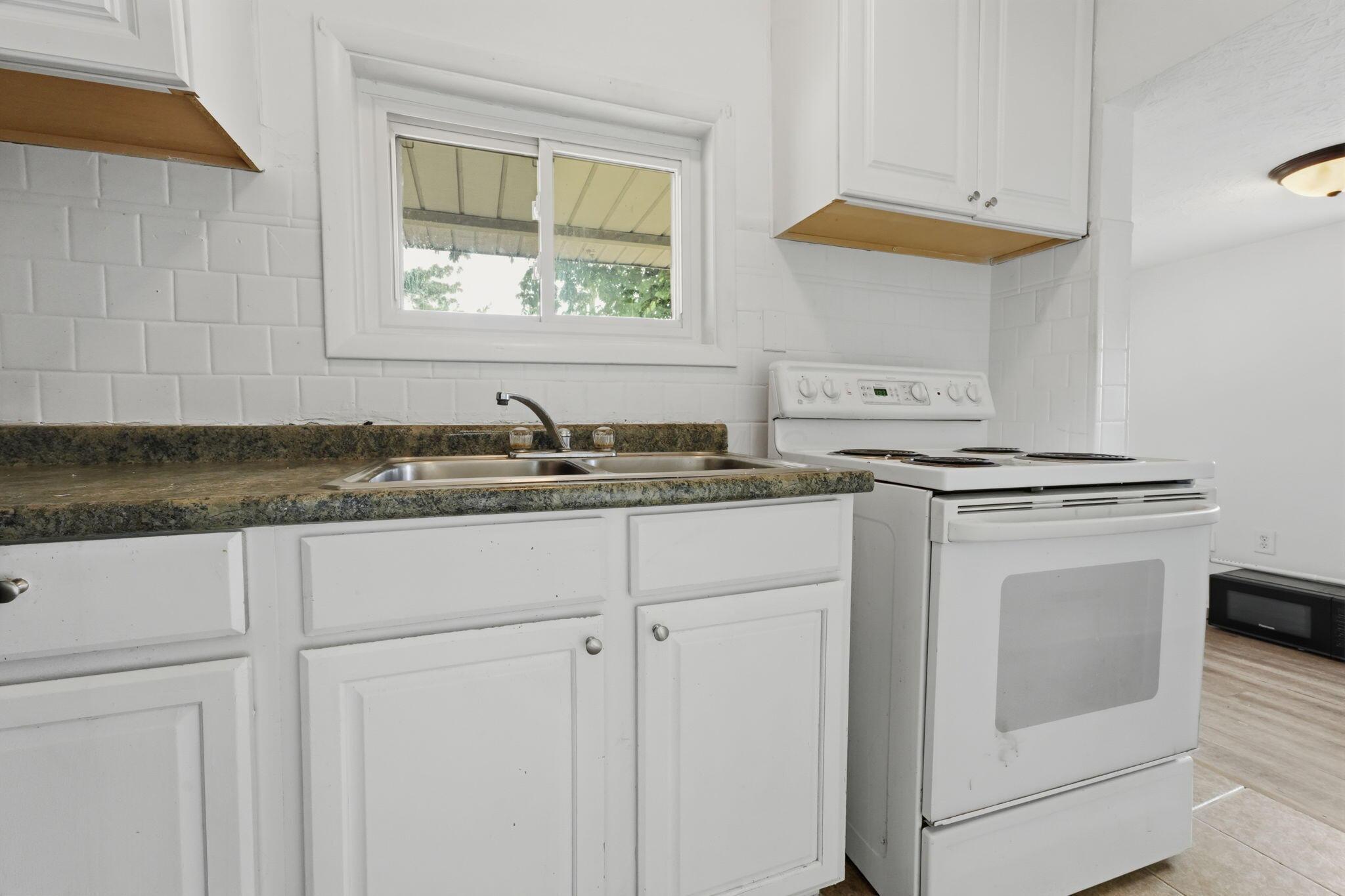 546 E Jenkins Avenue Property Photo 51