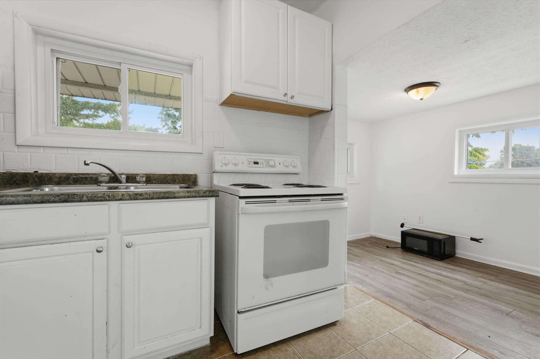 546 E Jenkins Avenue Property Photo 53