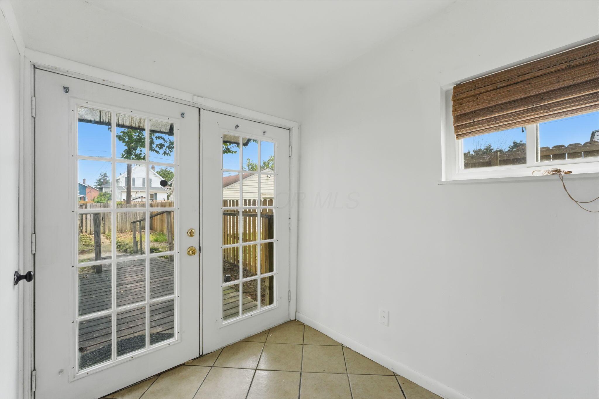 546 E Jenkins Avenue Property Photo 80