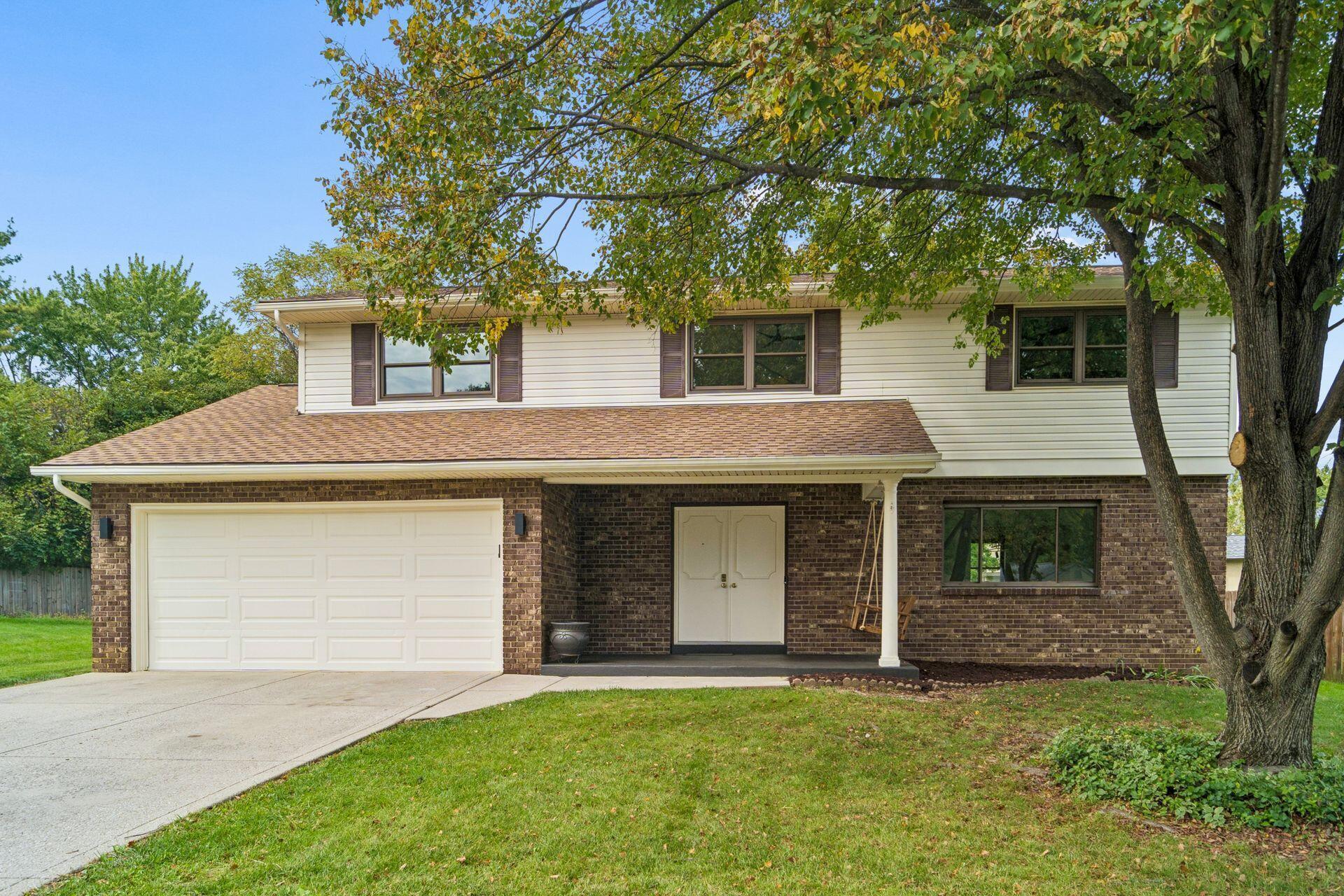 2900 Granada Hills Drive