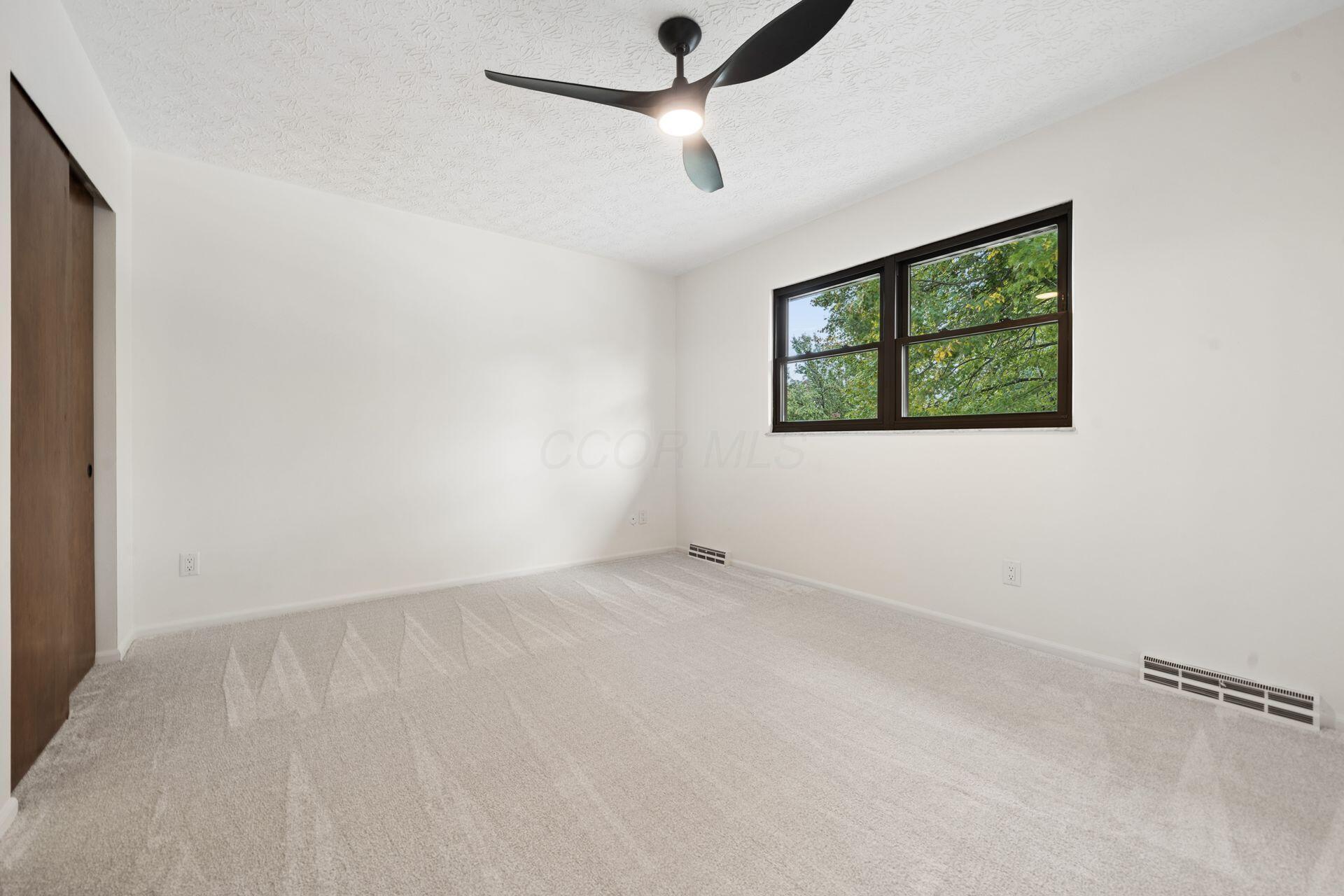 2900 Granada Hills Drive Property Photo 23