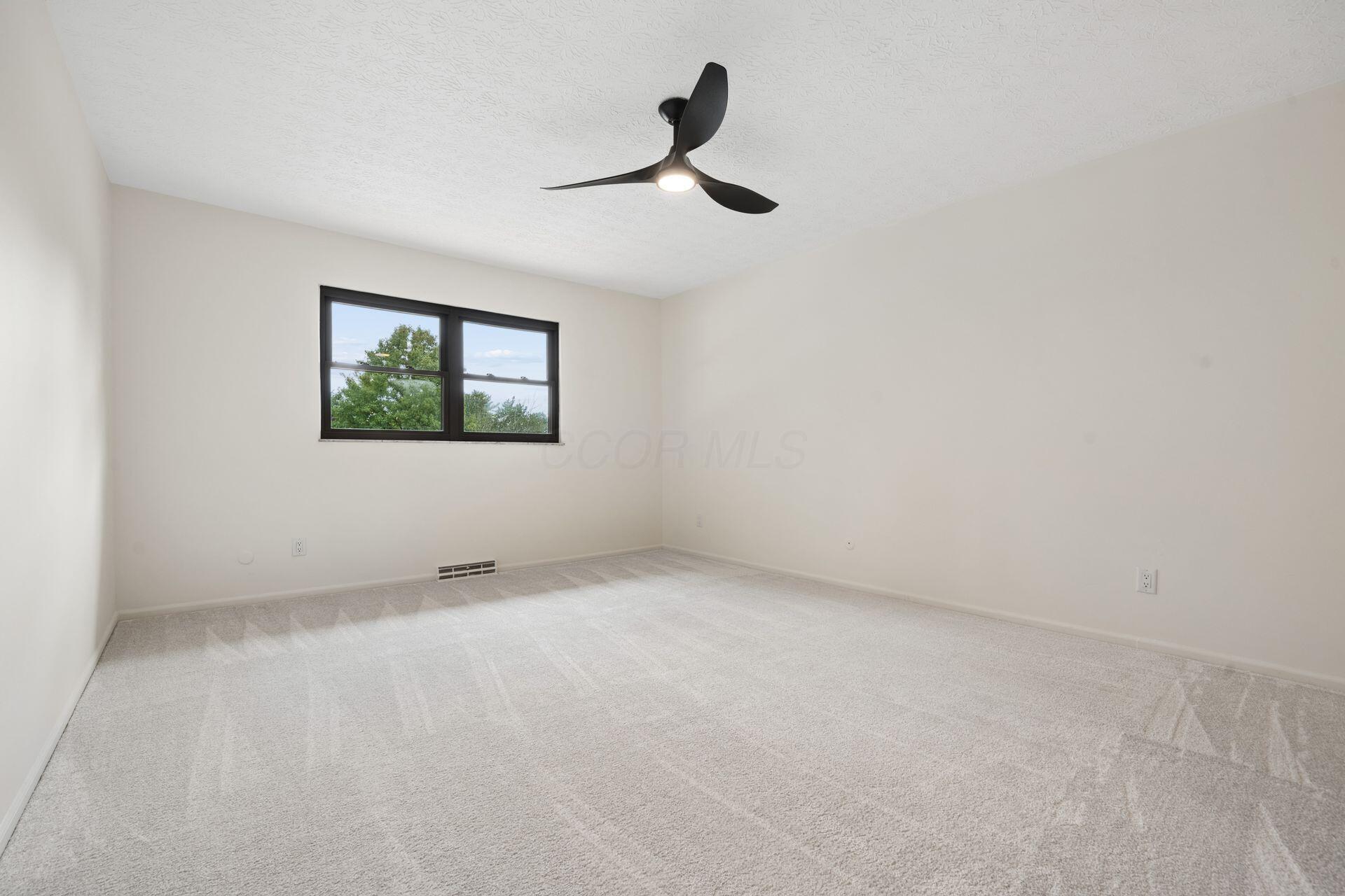 2900 Granada Hills Drive Property Photo 30