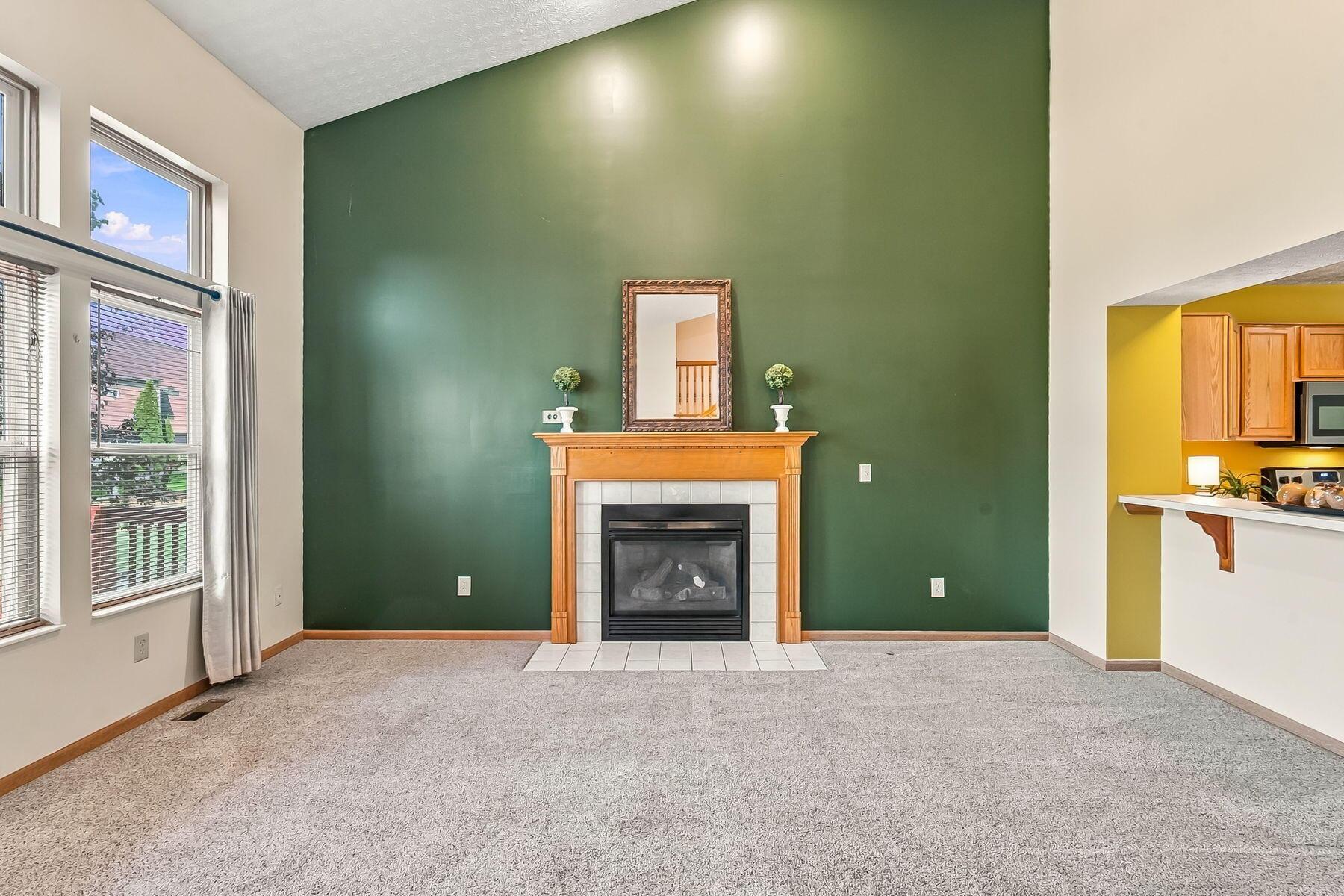 1143 Insco Loop Property Photo 1