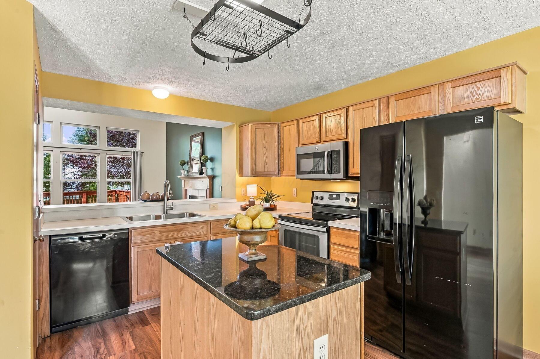 1143 Insco Loop Property Photo 3