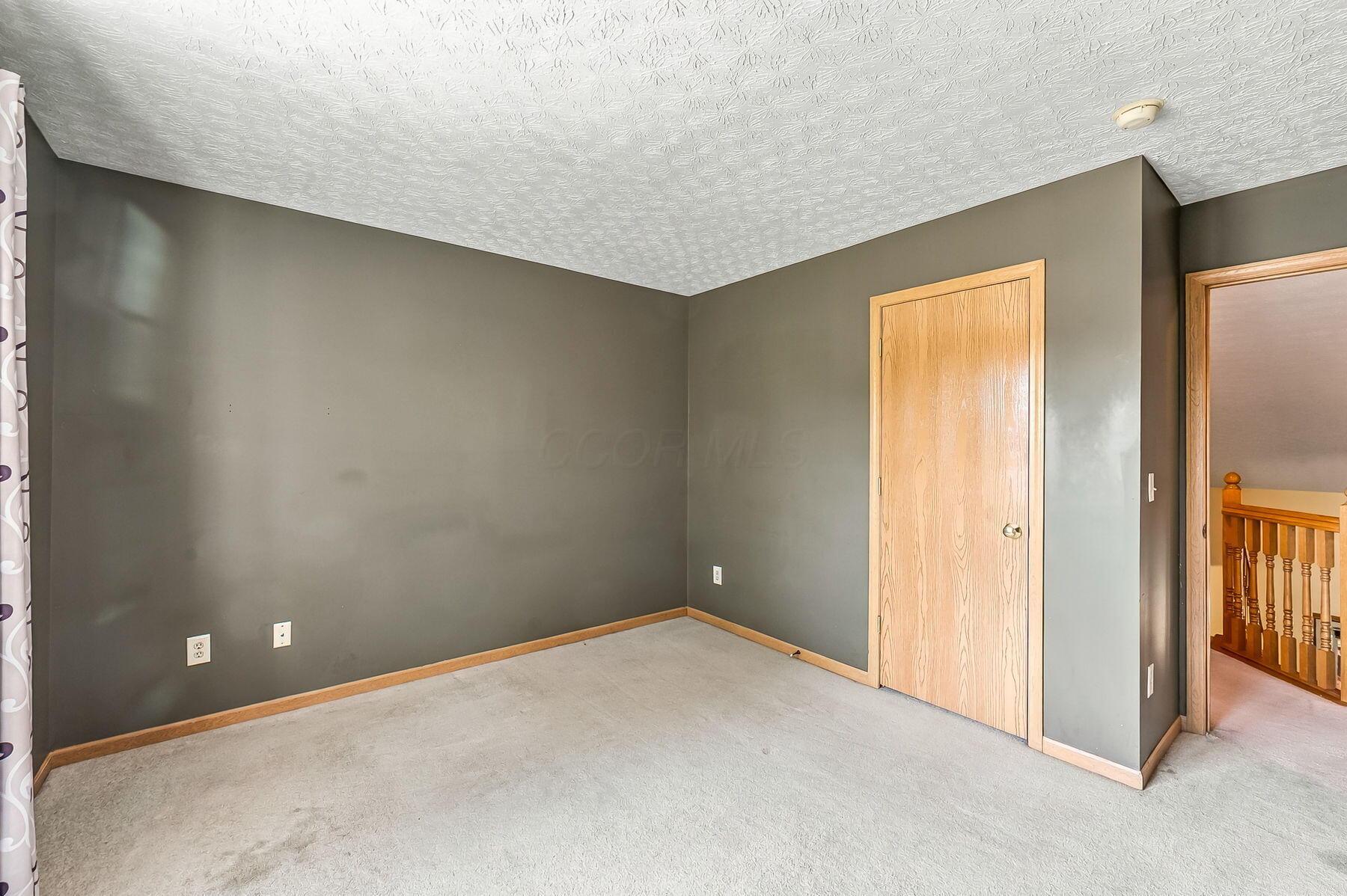 1143 Insco Loop Property Photo 28