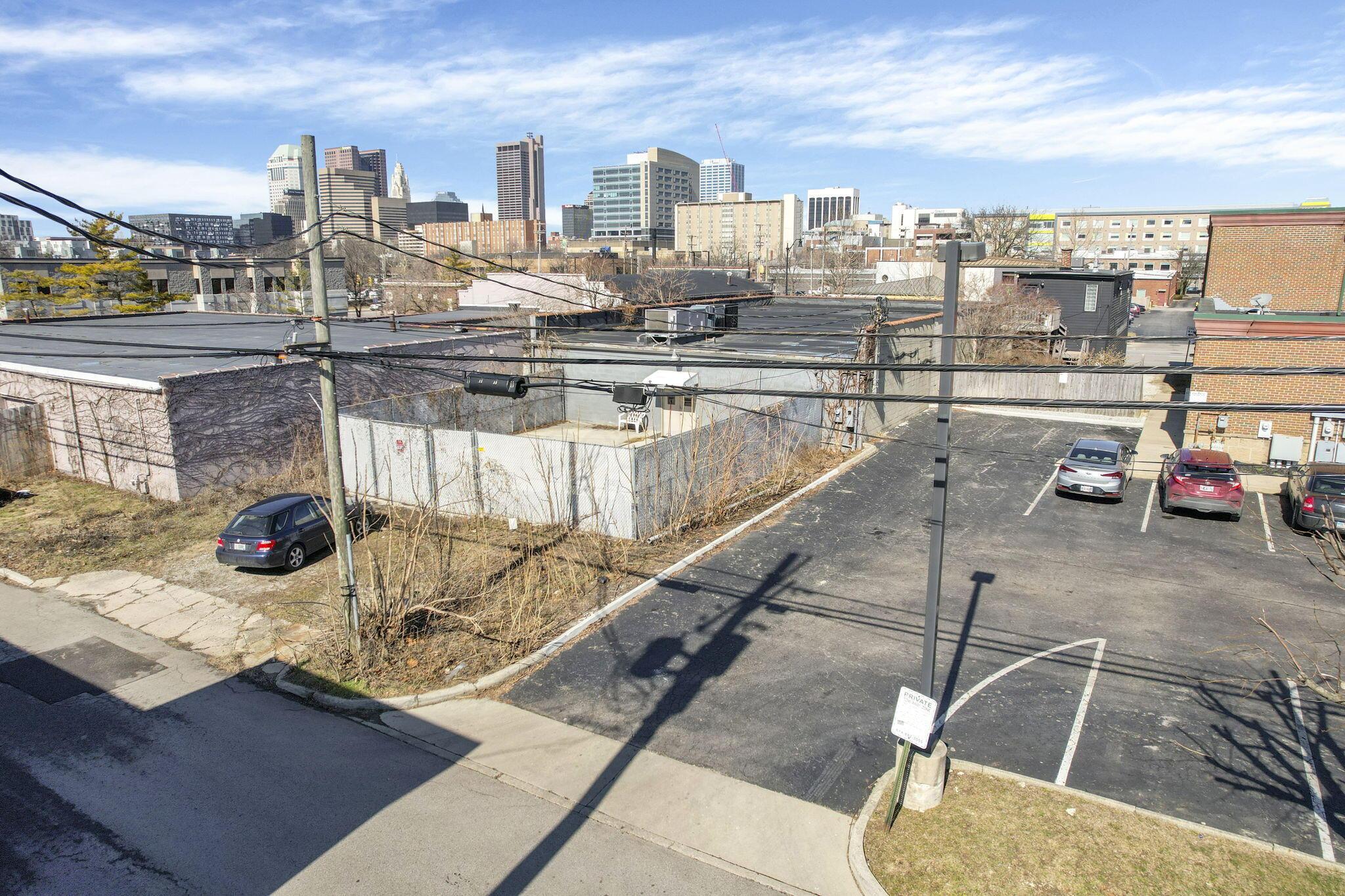 226037345 Property Photo 4