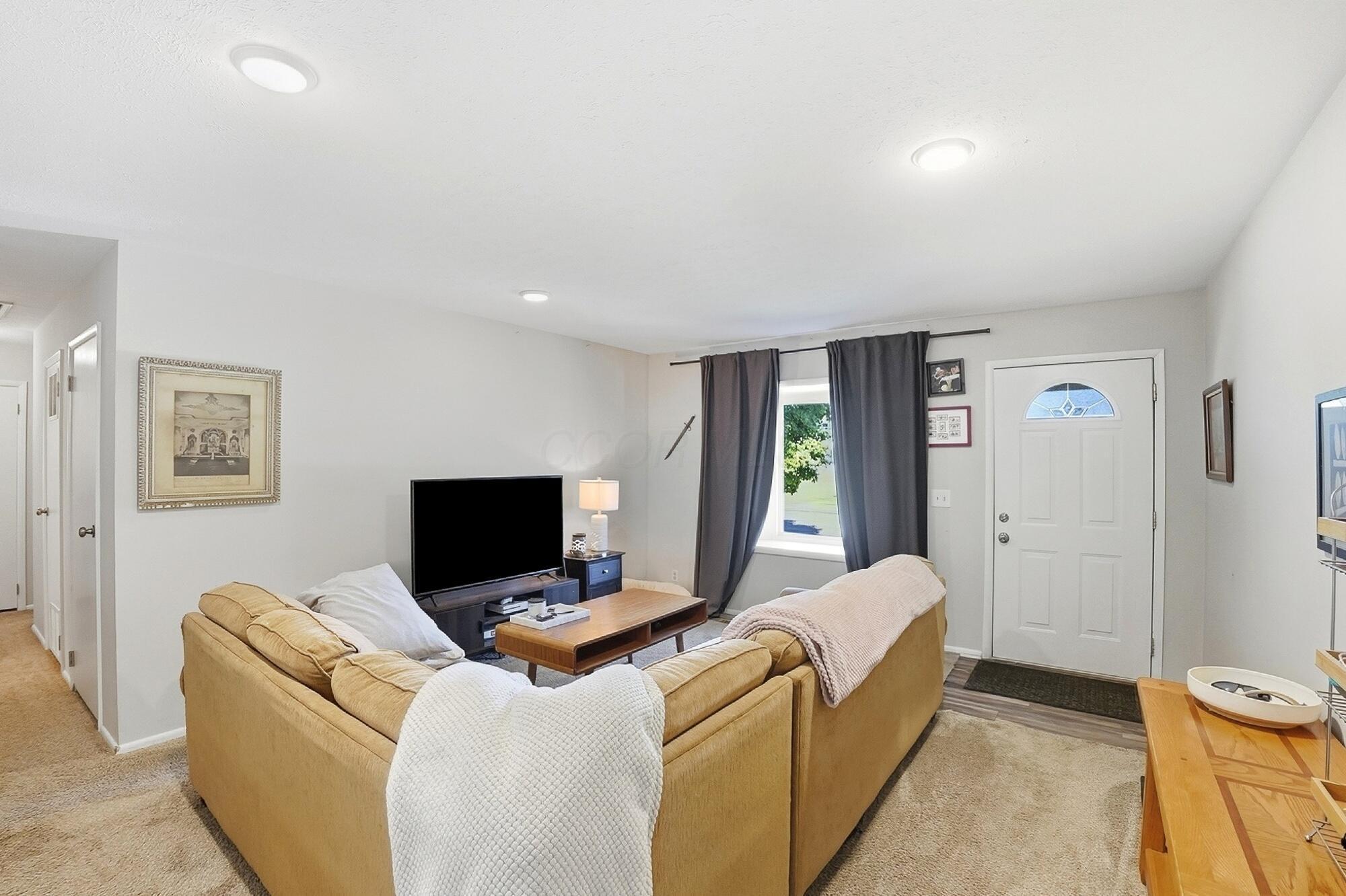 1817 Marinette Drive Property Photo 6