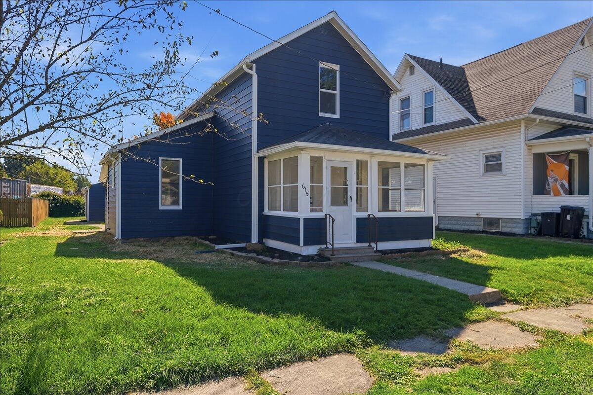 615 E Oakwood Avenue Property Photo 1