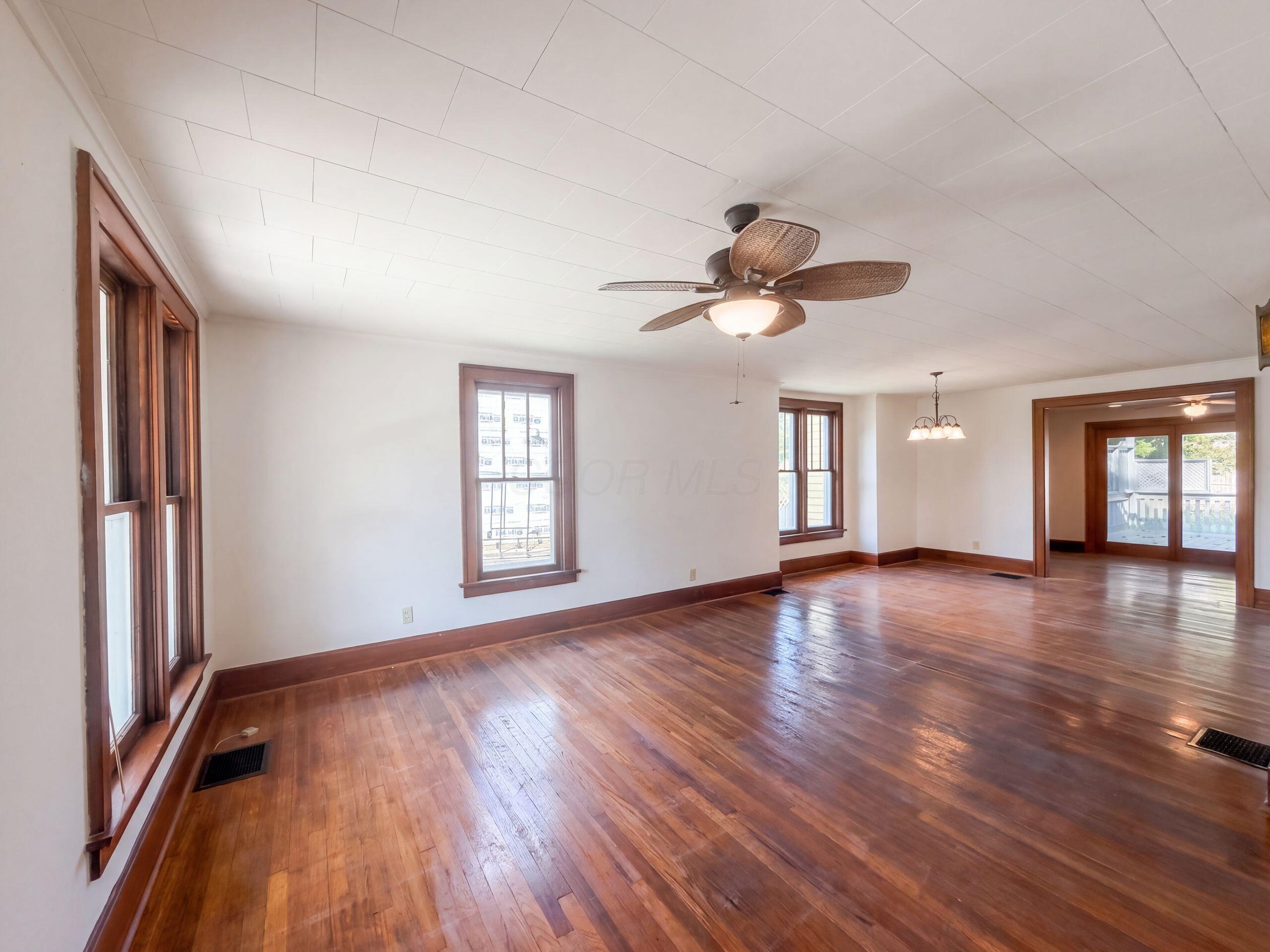 320 S High Street Property Photo 3