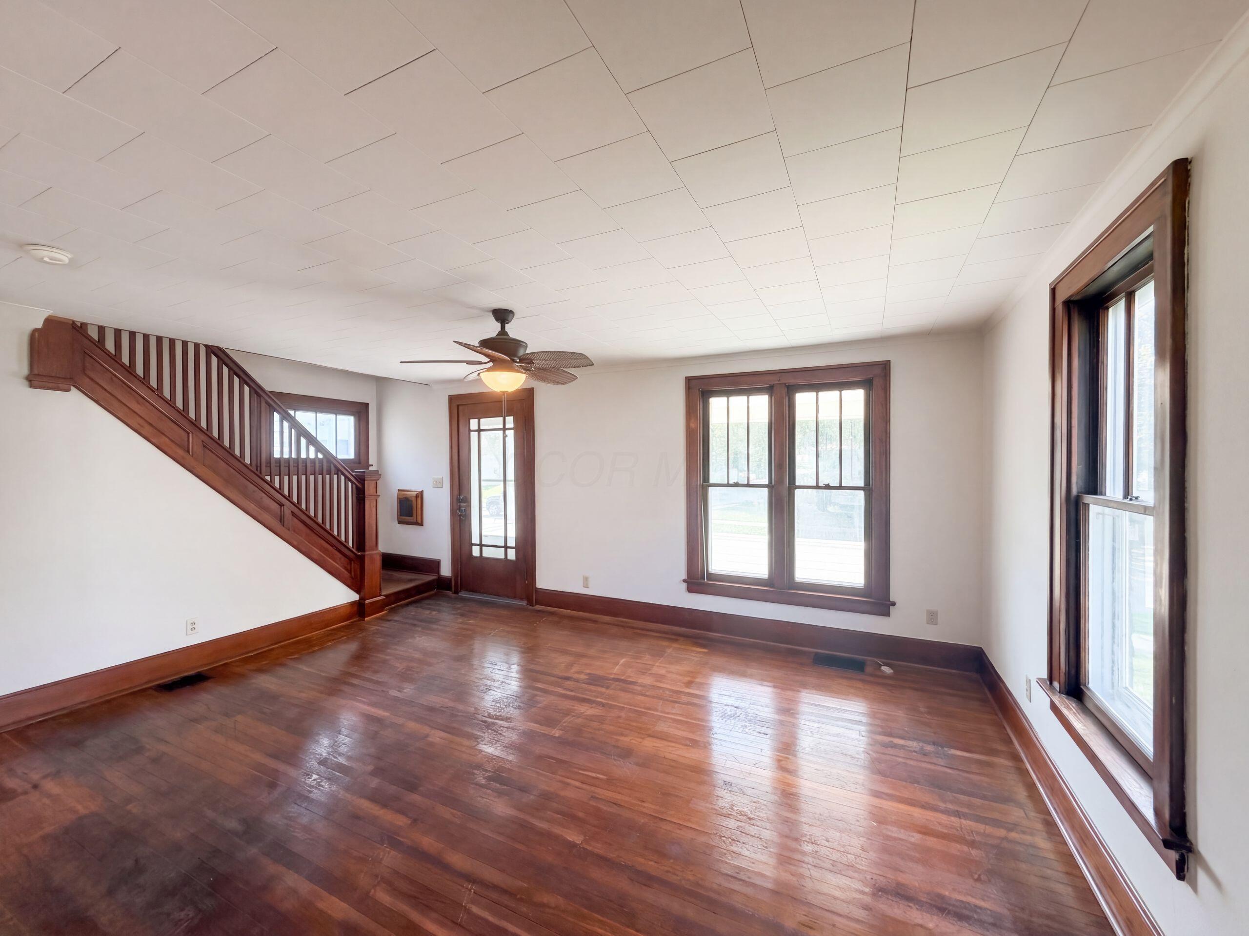 320 S High Street Property Photo 6