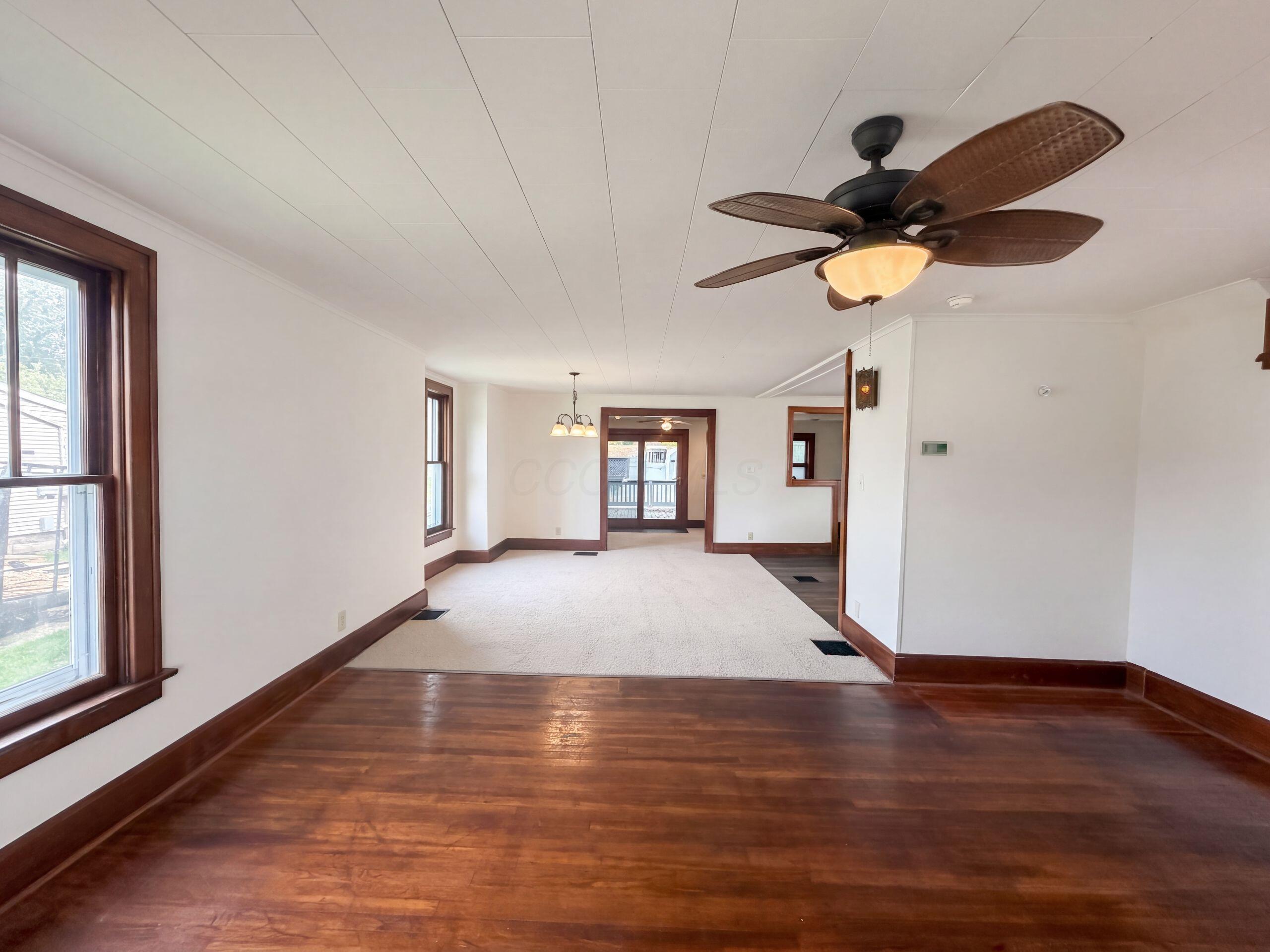 320 S High Street Property Photo 9