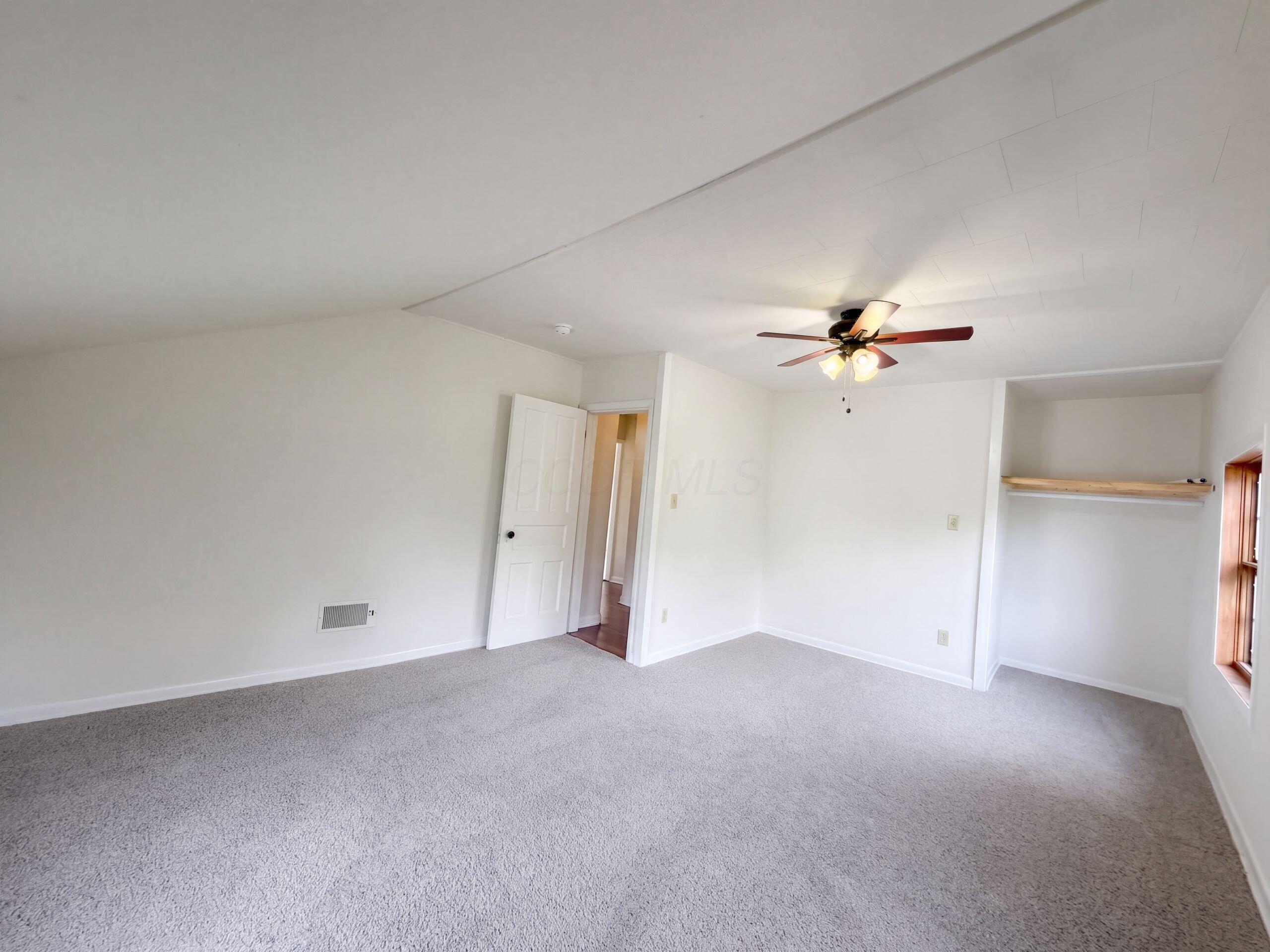 320 S High Street Property Photo 17