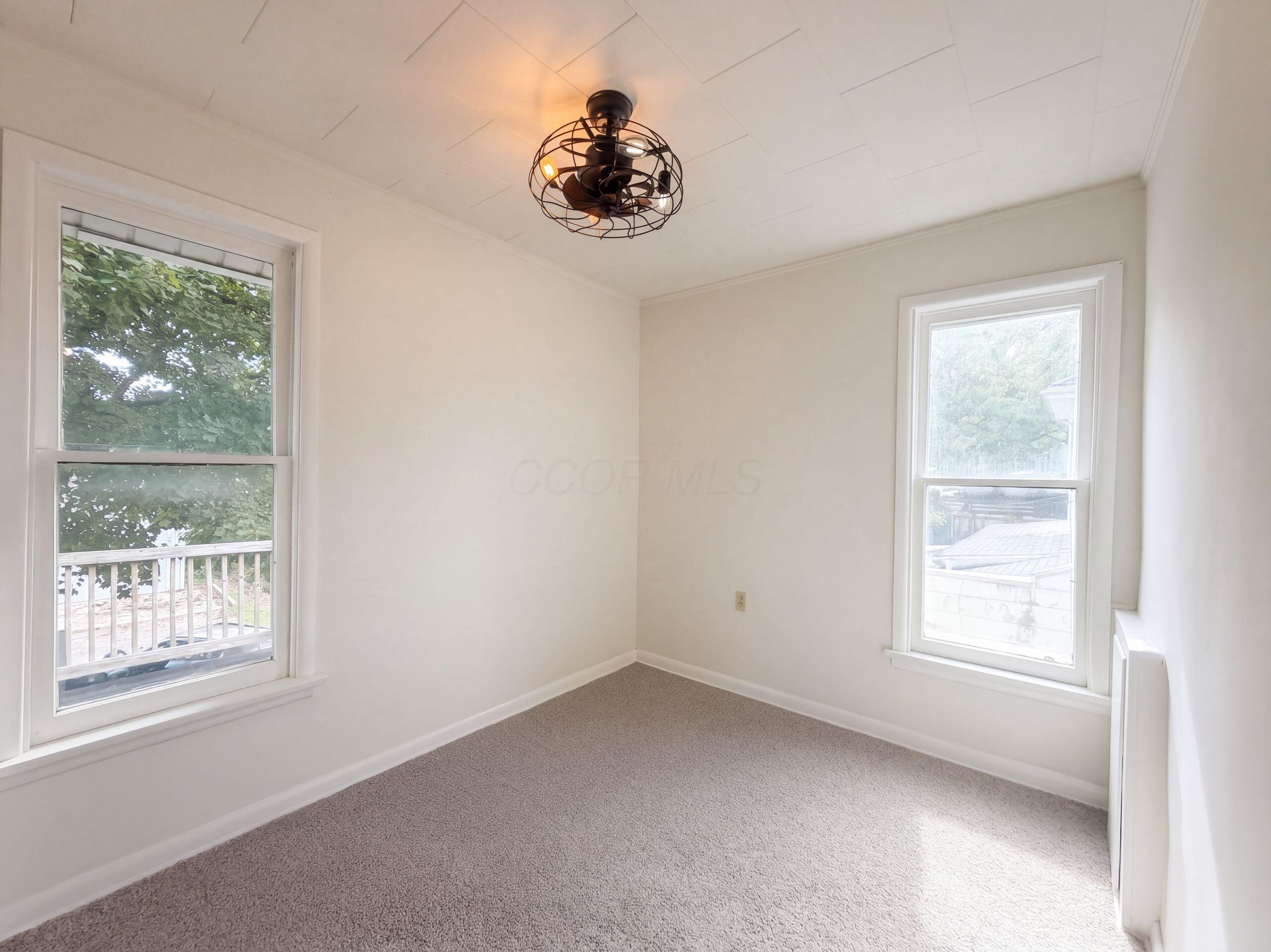320 S High Street Property Photo 18