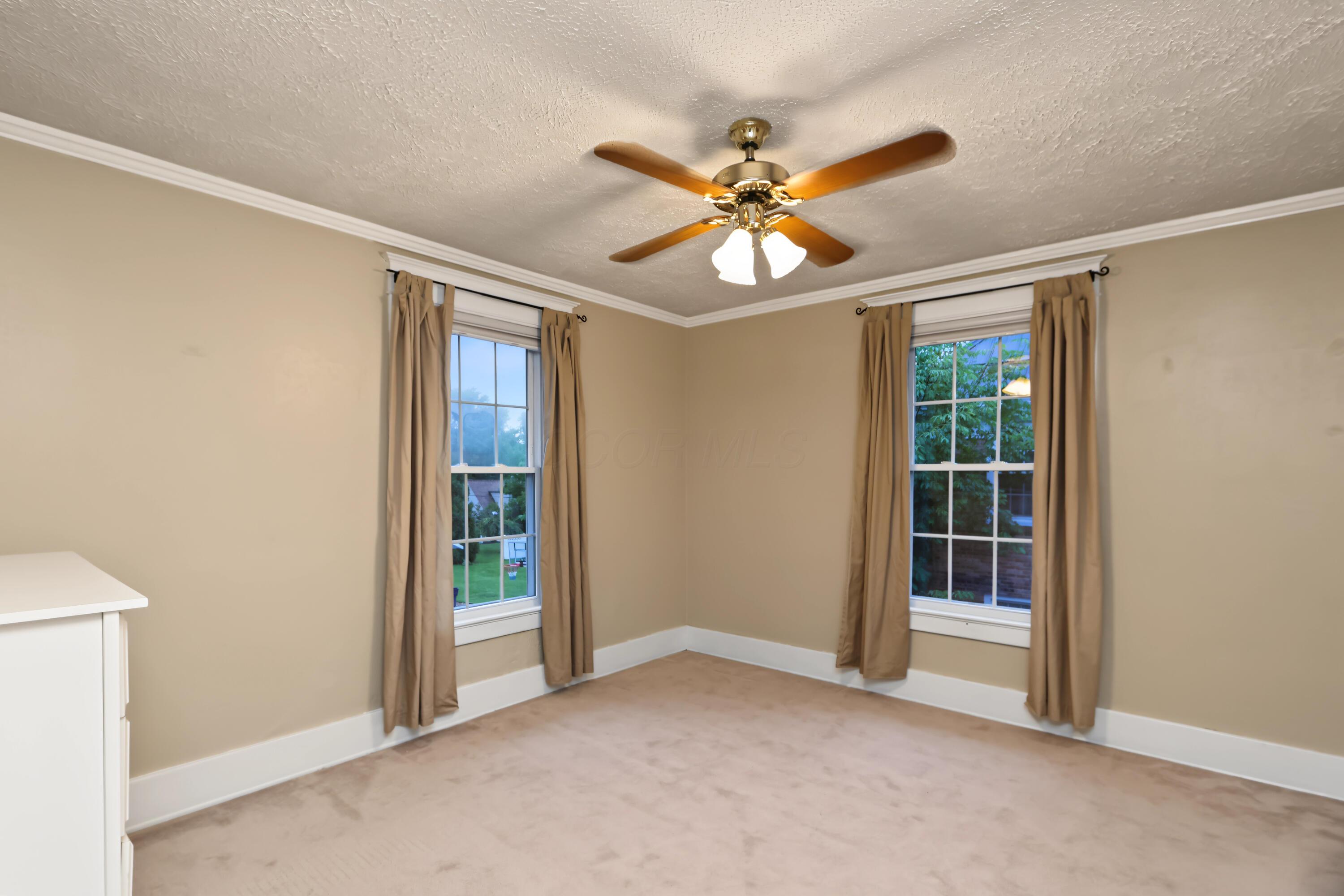 20 Grand Boulevard Property Photo 22