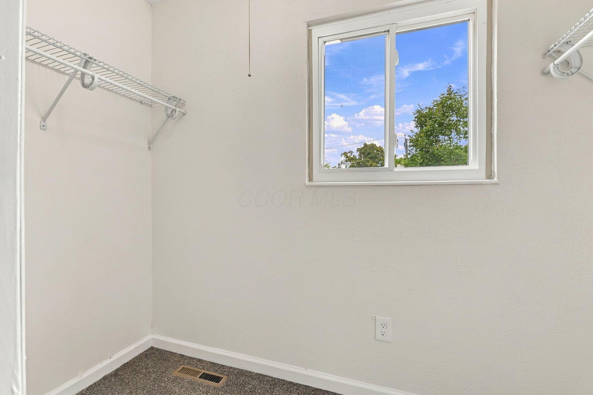 3328 Everson Road E Property Photo 23