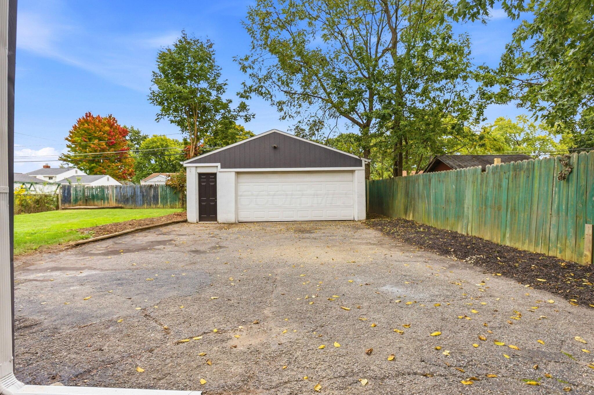 3328 Everson Road E Property Photo 39