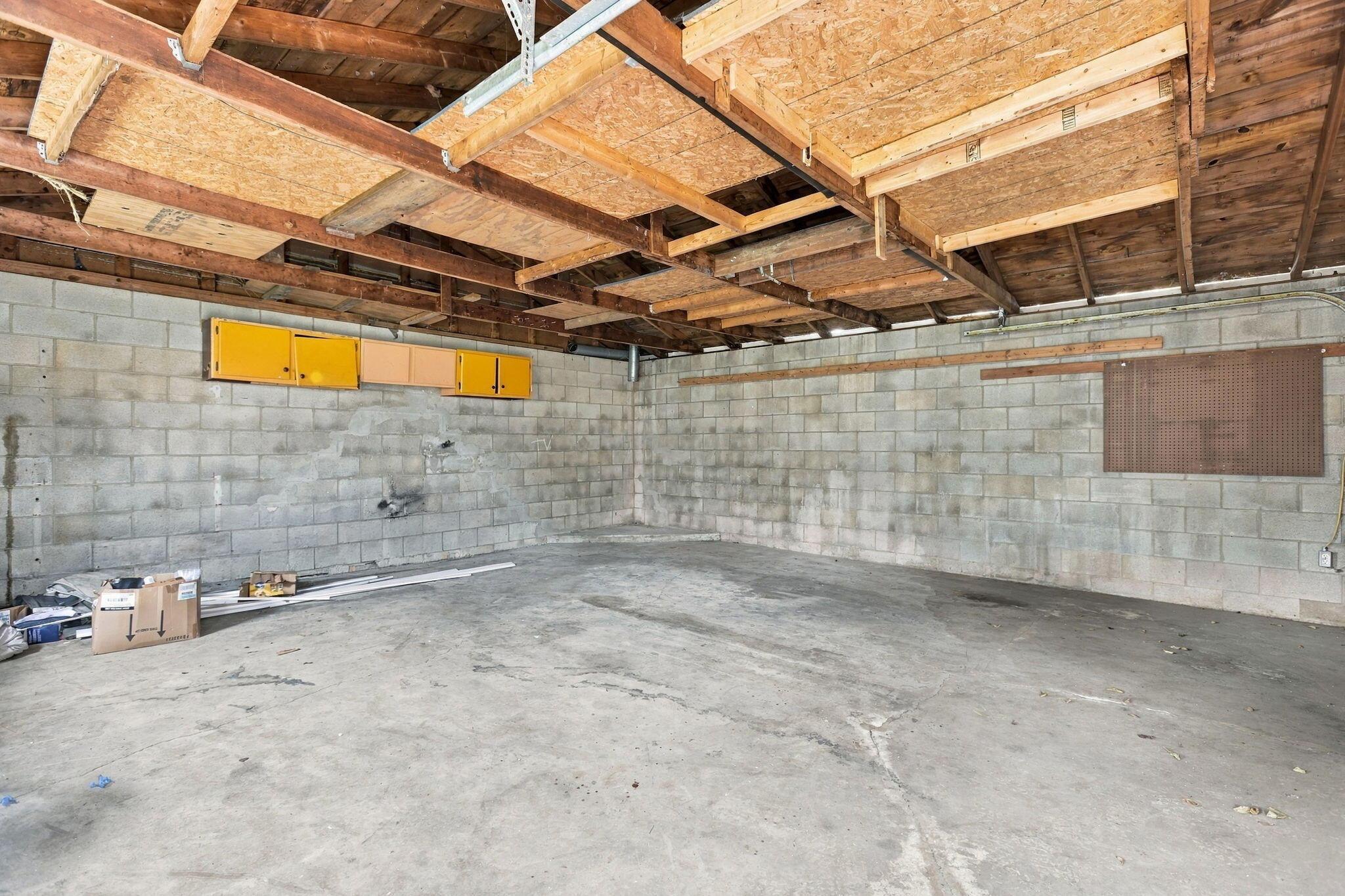 3328 Everson Road E Property Photo 40
