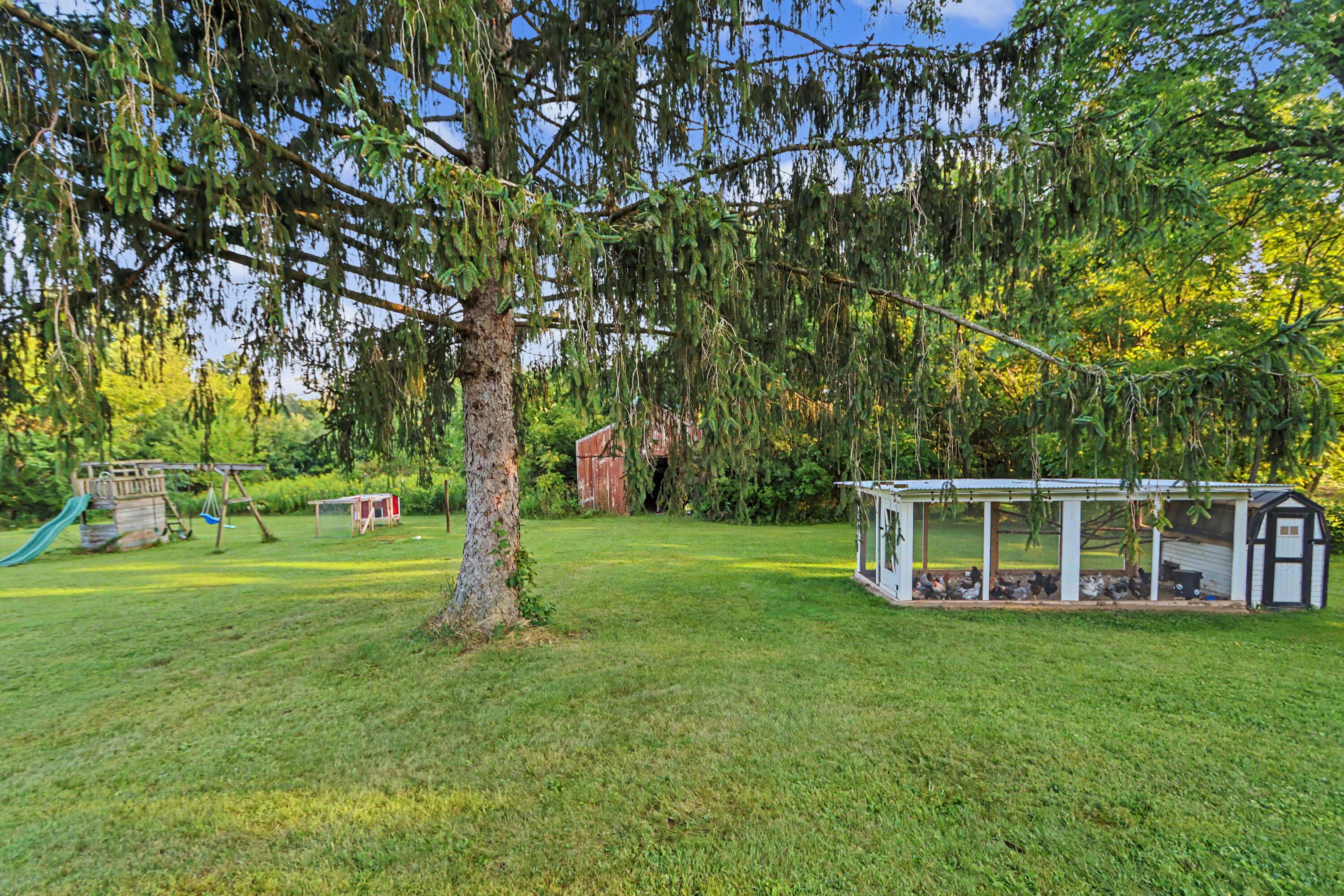 1812 Base Line Road W Property Photo 38