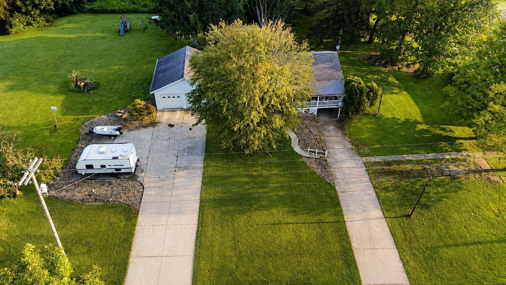 1812 Base Line Road W Property Photo 45
