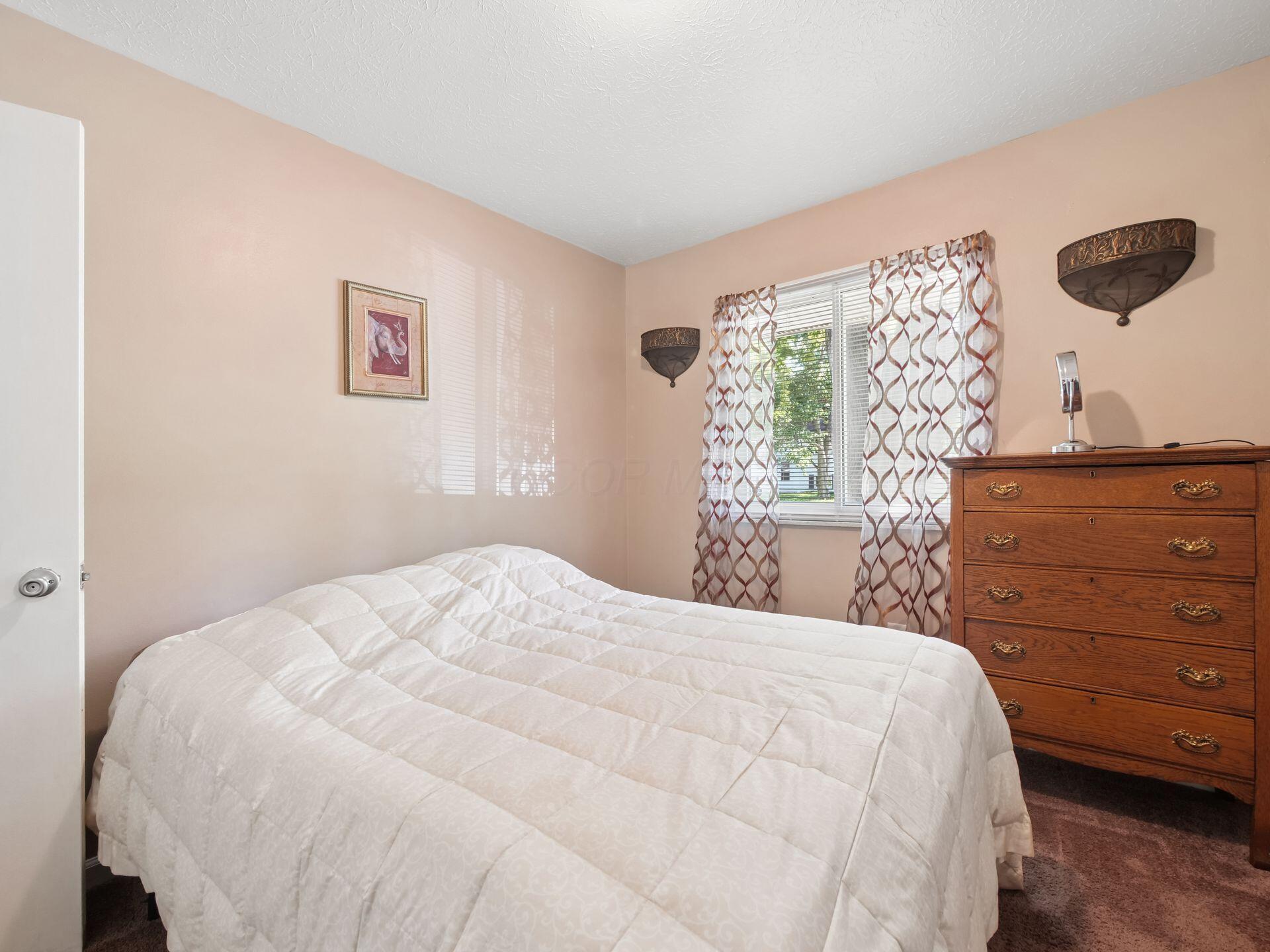 5142 Rutledge Drive S Property Photo 17