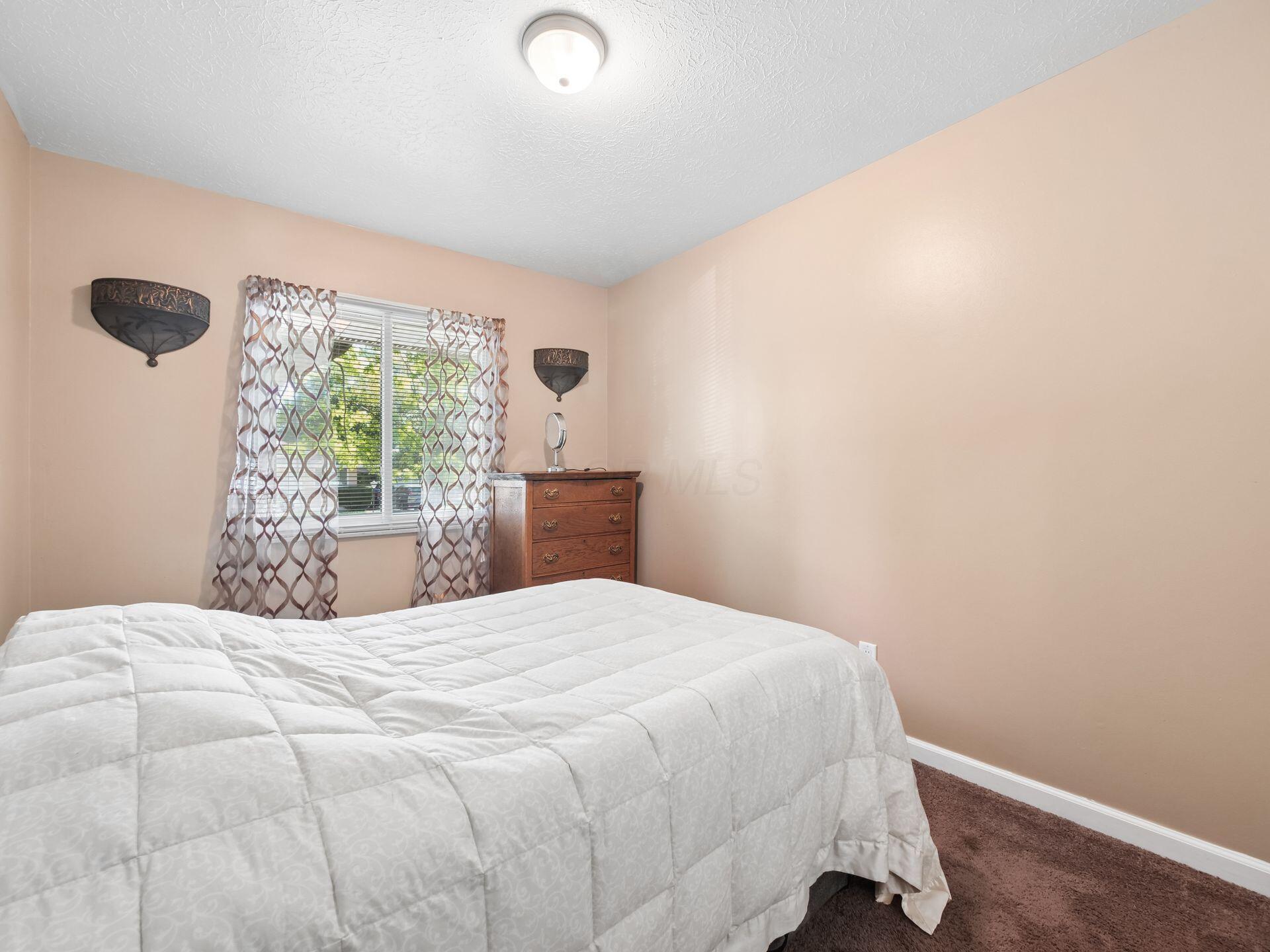 5142 Rutledge Drive S Property Photo 18